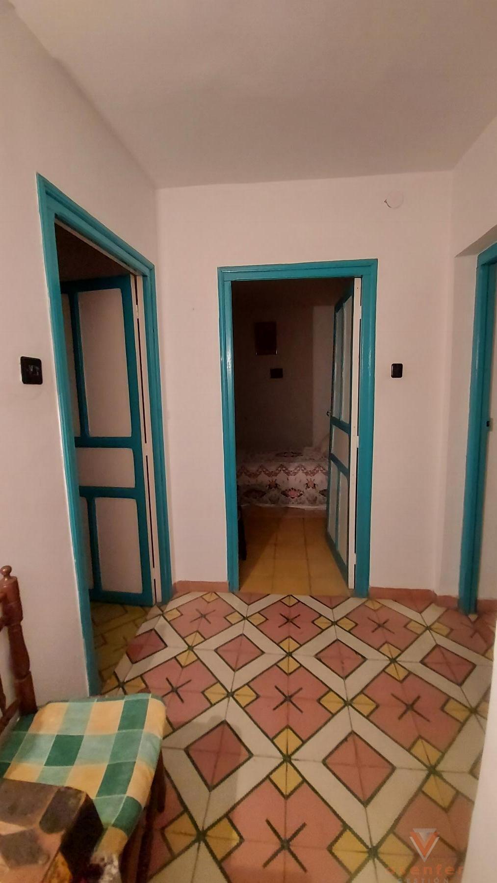 For sale of house in Valverde del Fresno