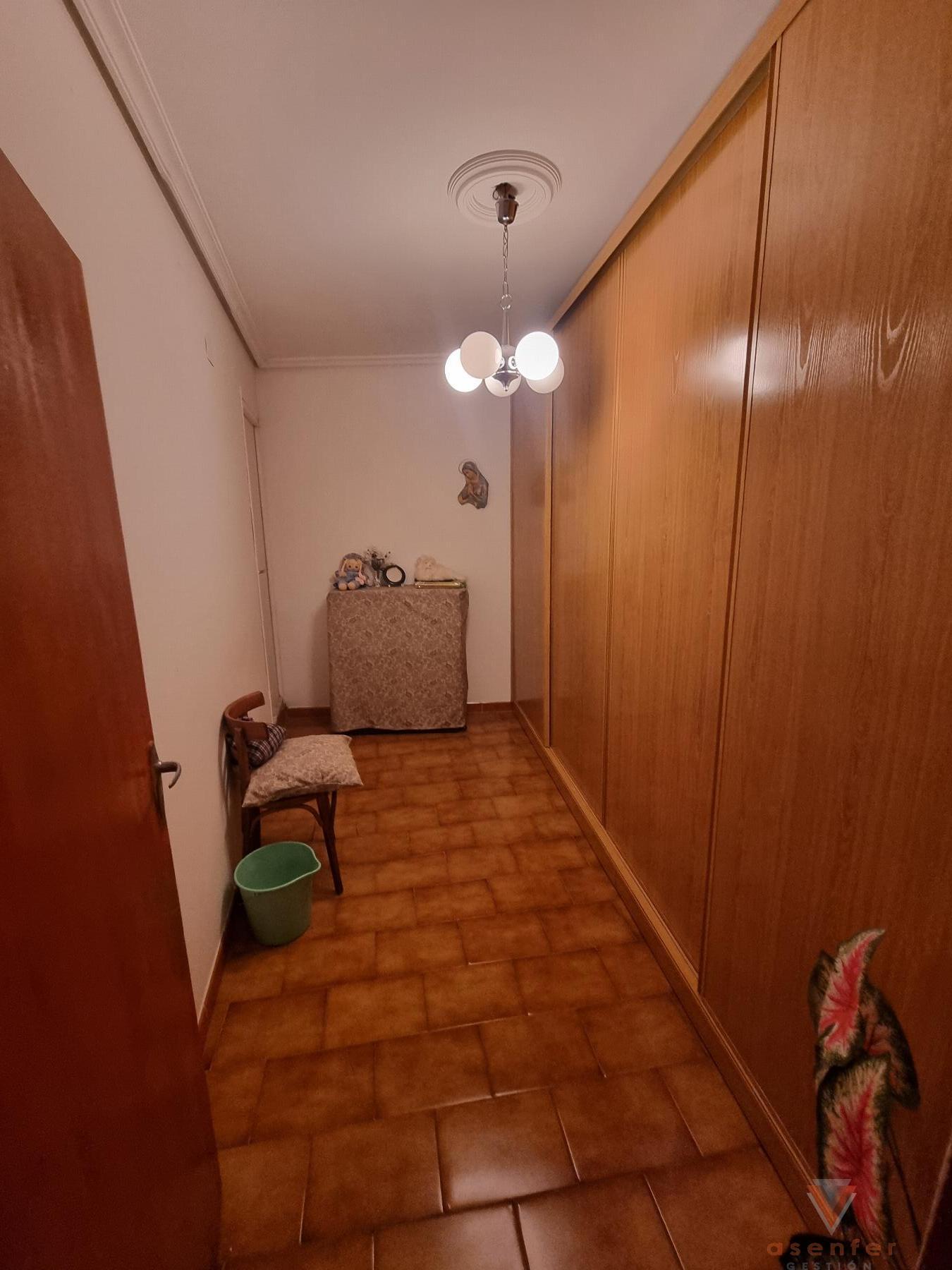 For sale of house in Valverde del Fresno