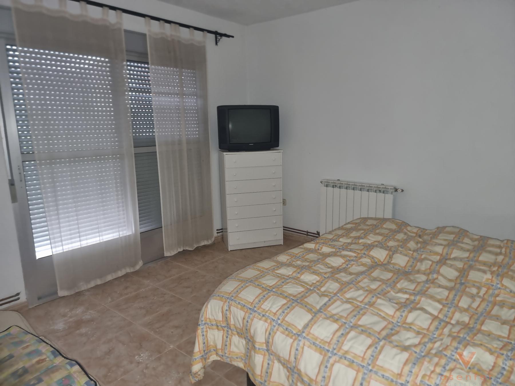 For sale of house in Valverde del Fresno