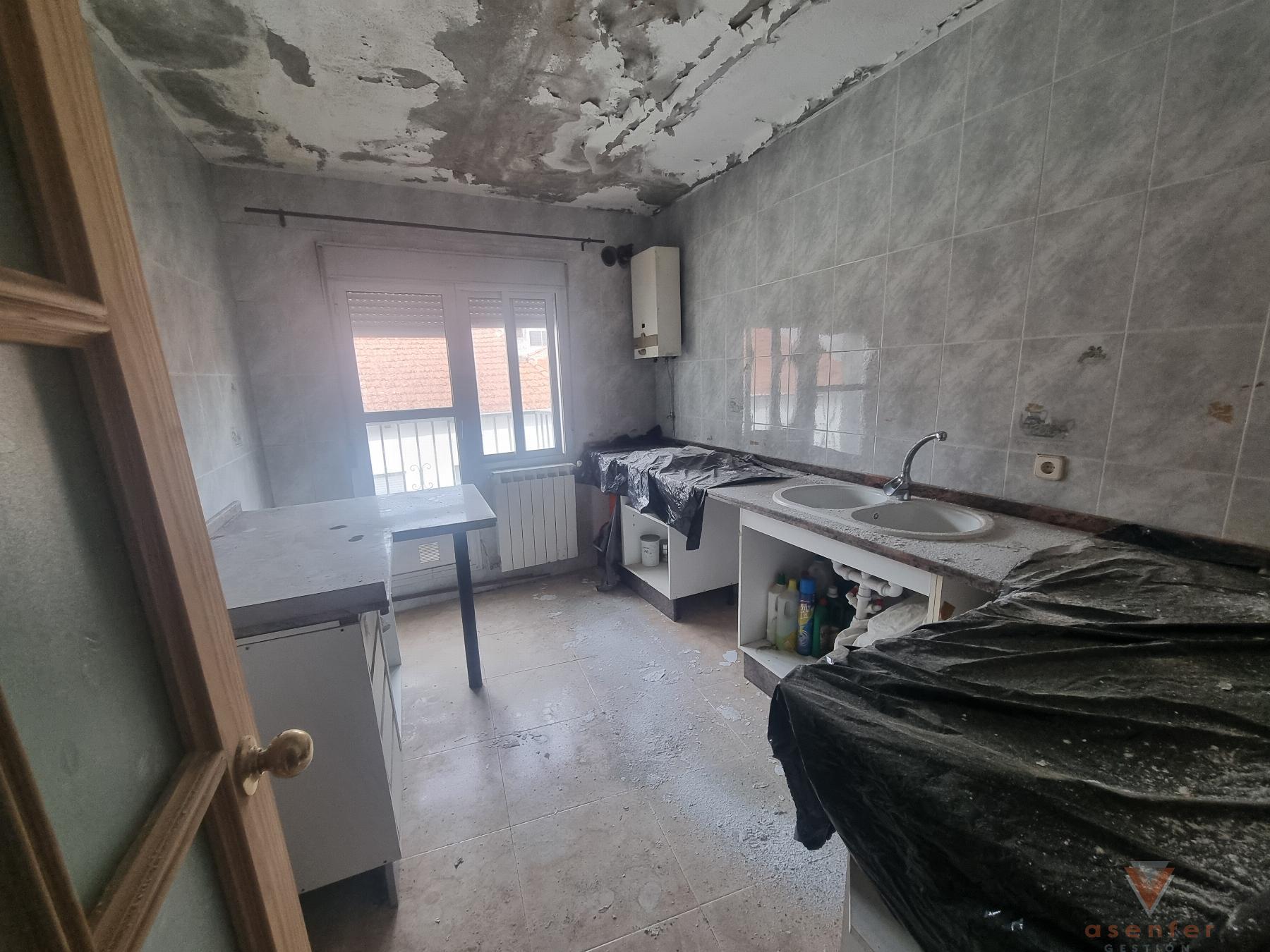 For sale of house in Valverde del Fresno