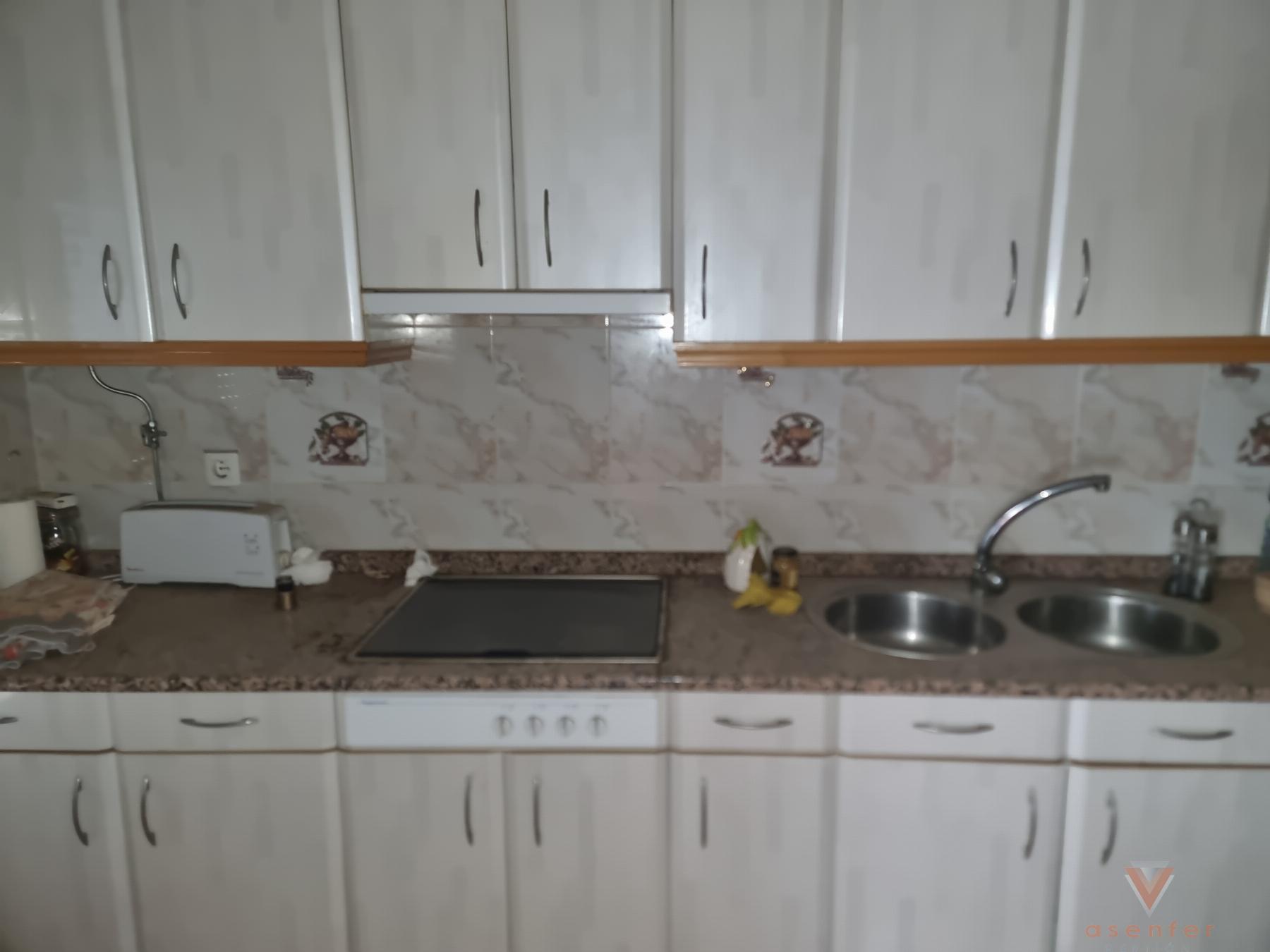 For sale of house in Valverde del Fresno