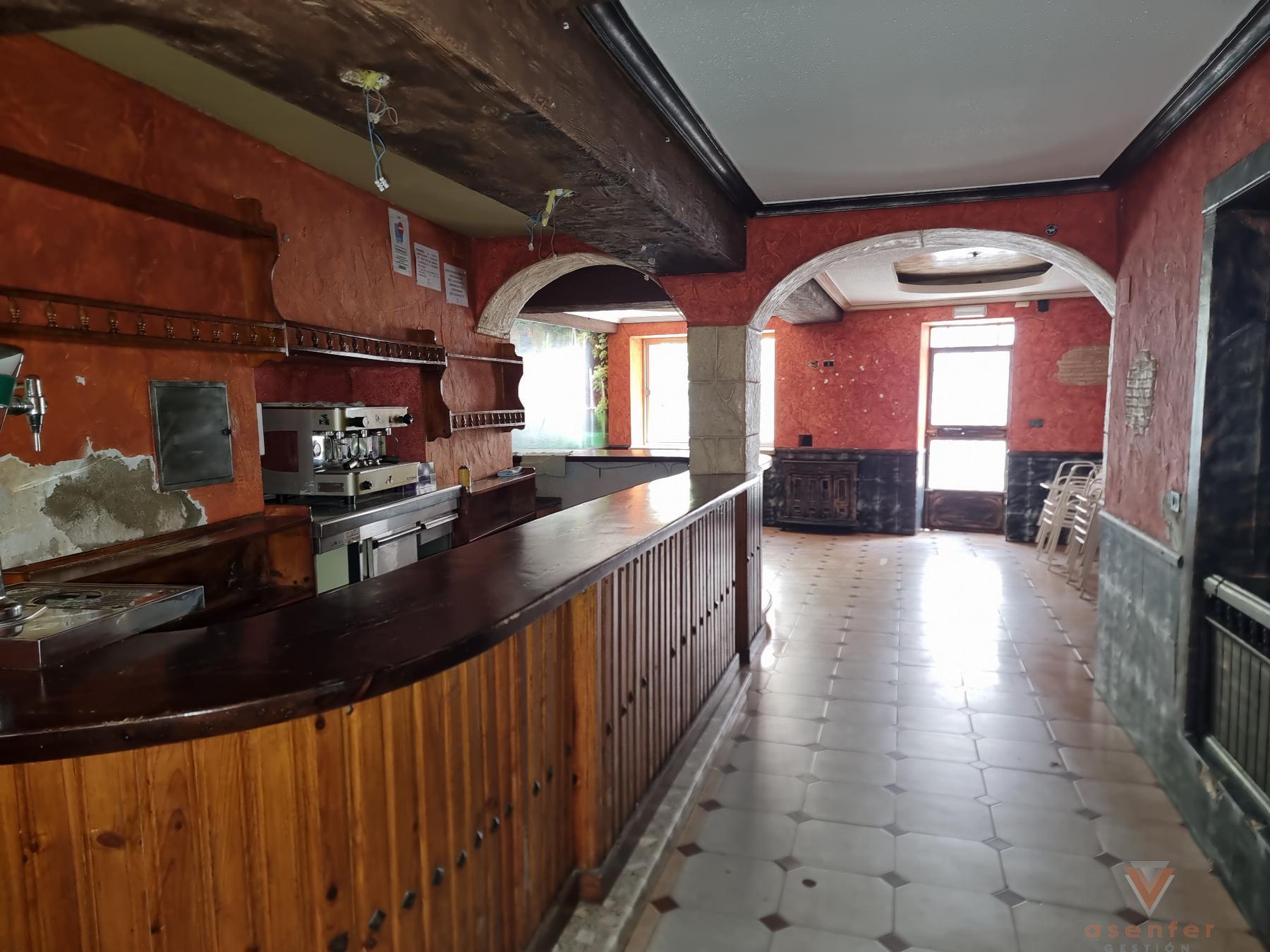 For sale of house in Valverde del Fresno