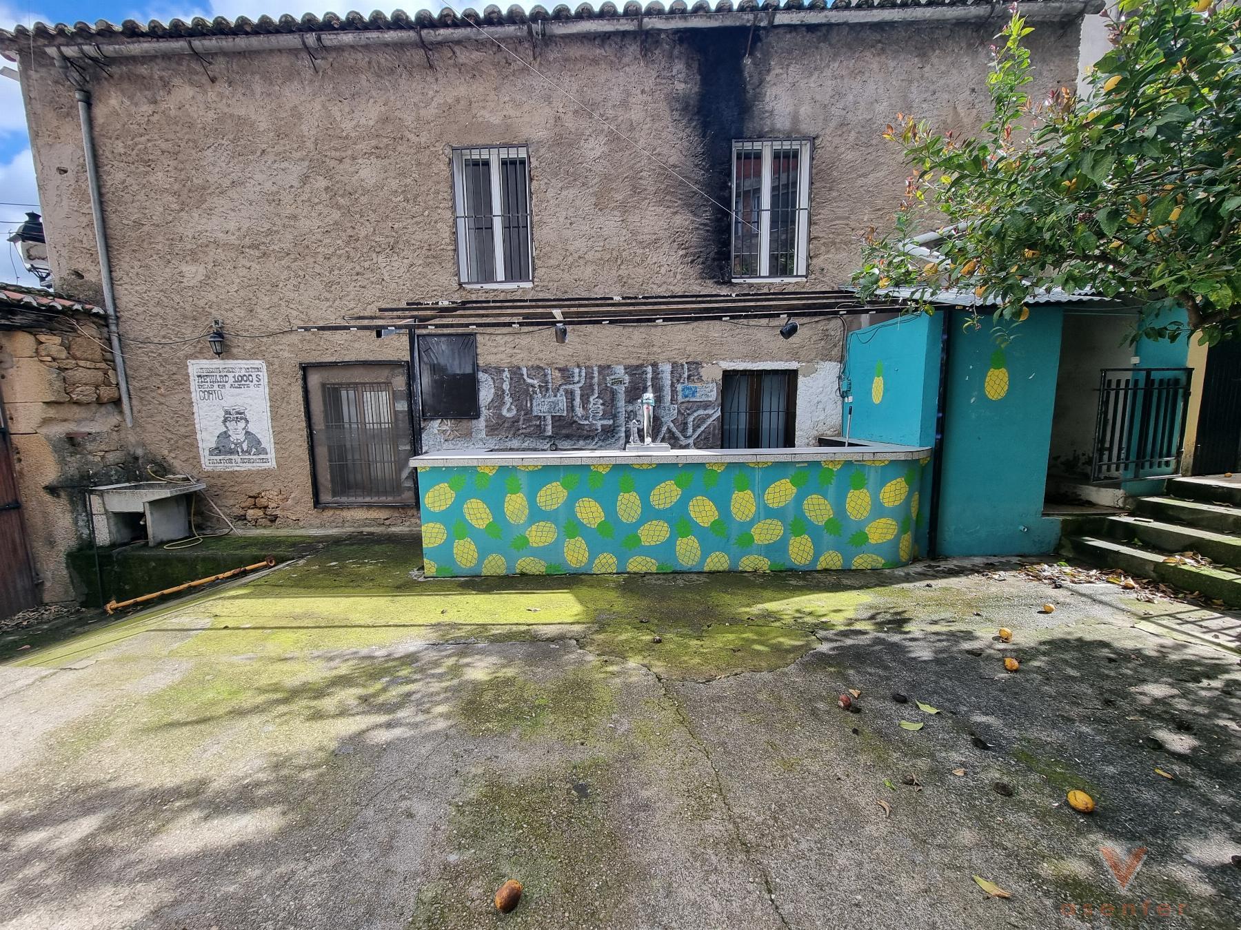 For sale of house in Valverde del Fresno