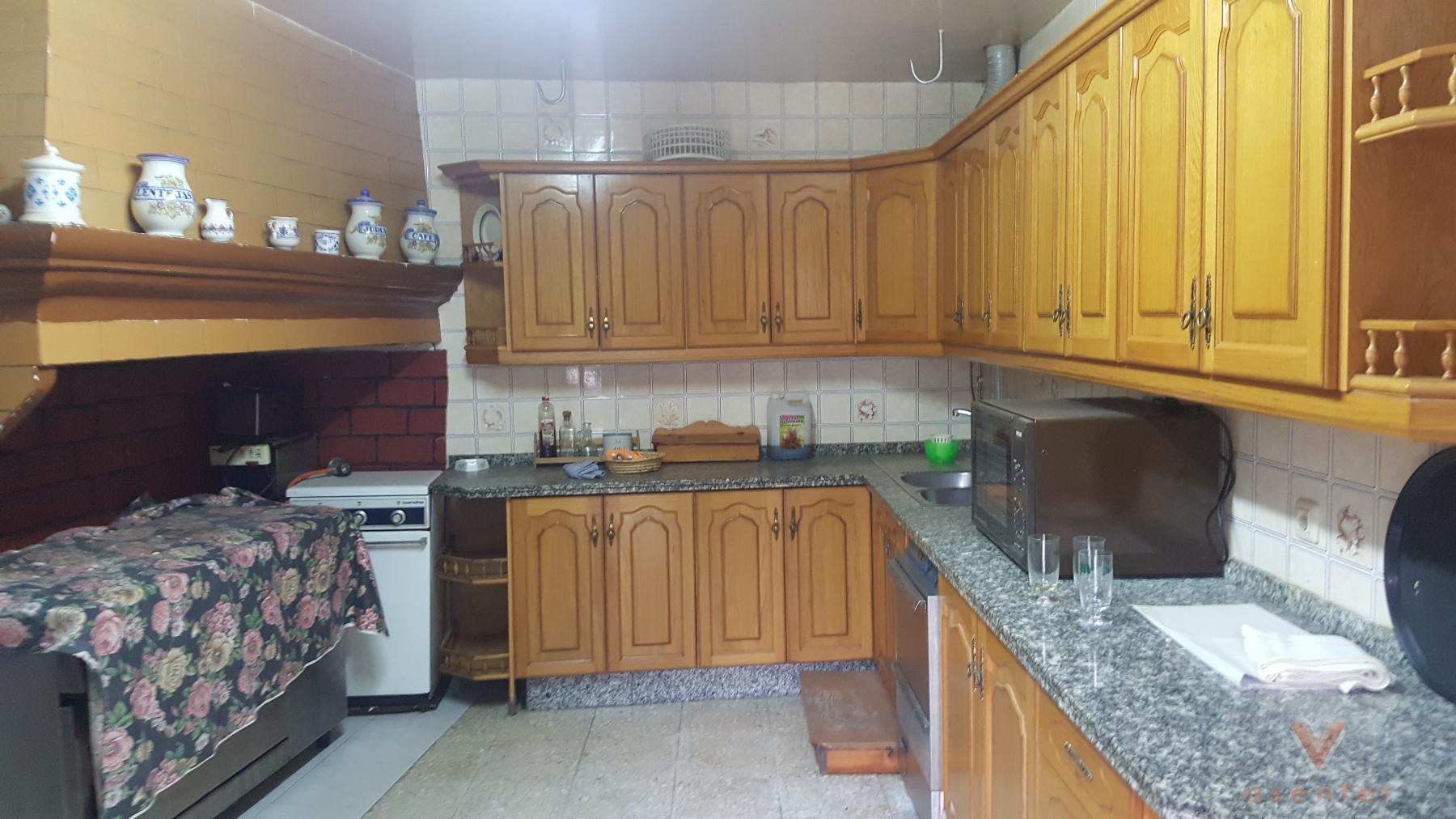 For sale of house in Valverde del Fresno