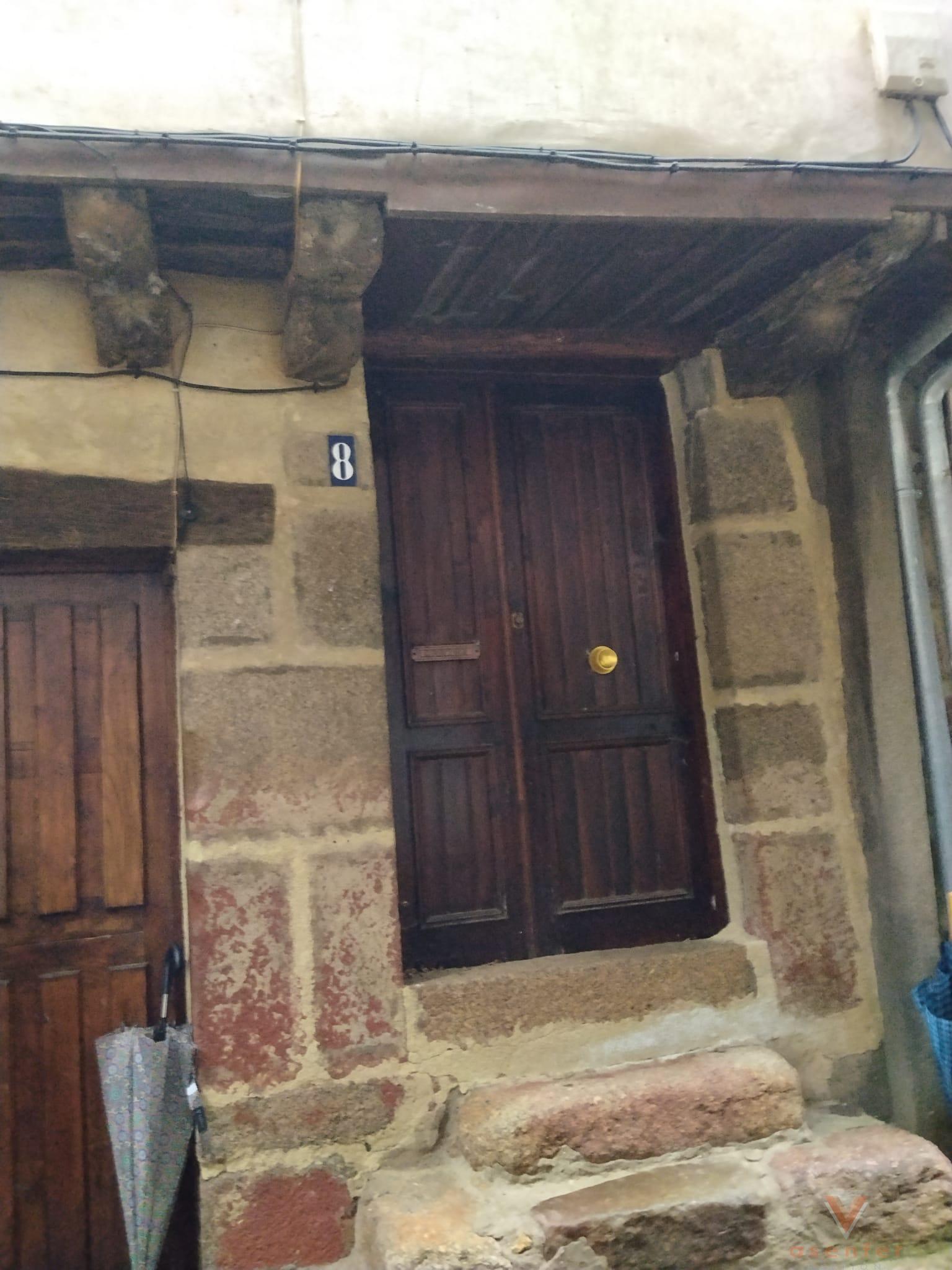 Venta de casa en San Martín de Trevejo