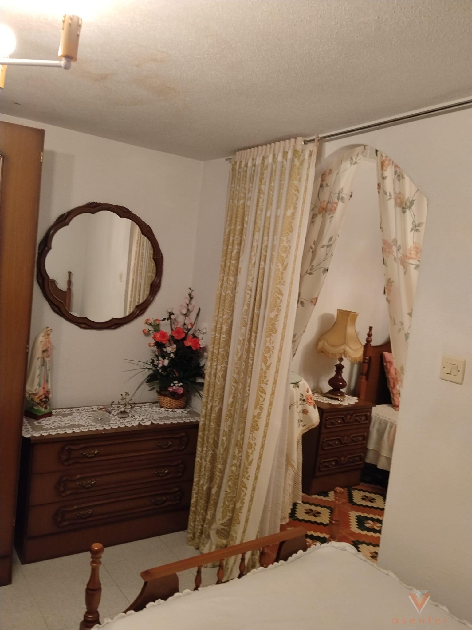 Venta de casa en San Martín de Trevejo