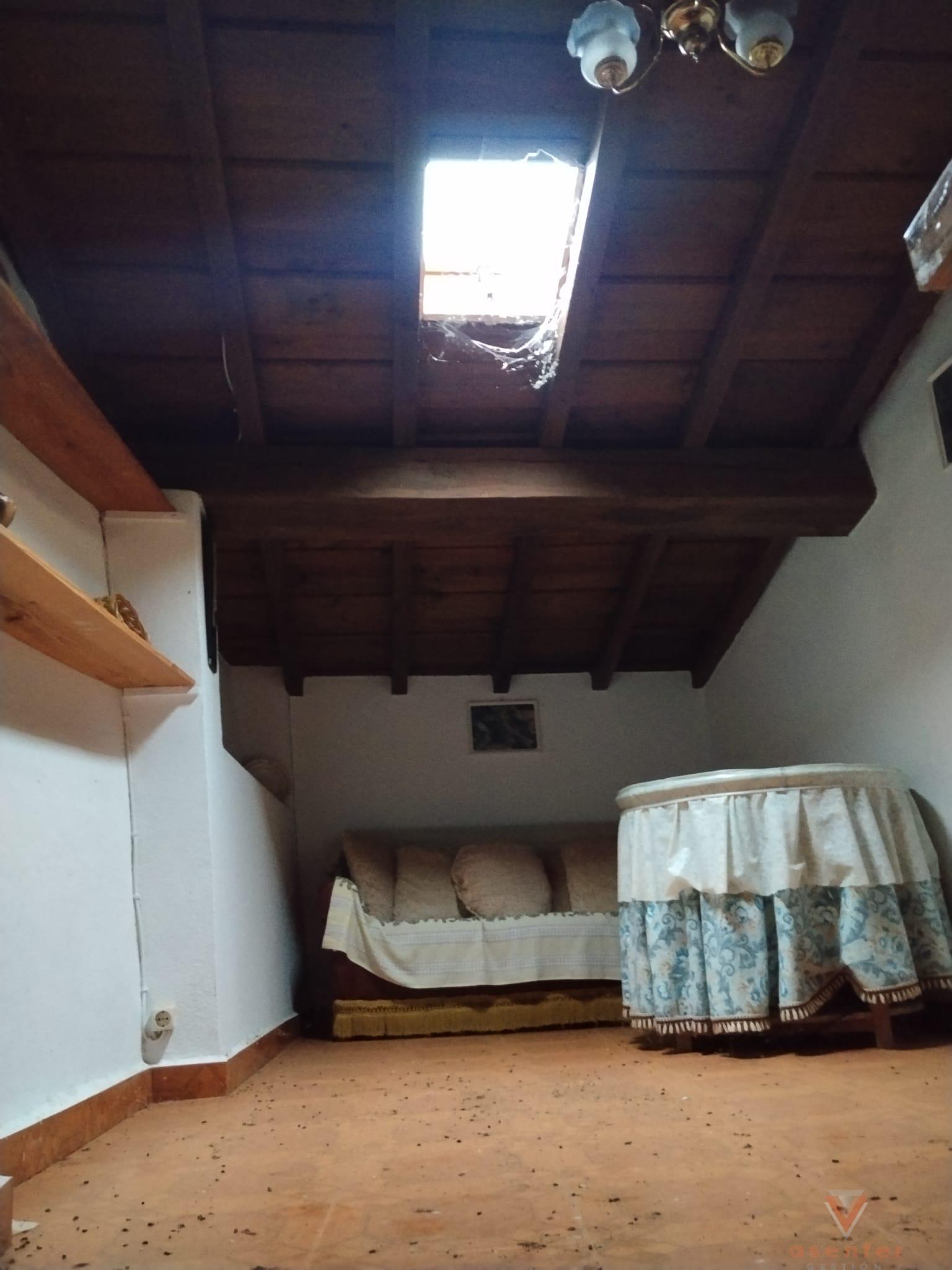 Venta de casa en San Martín de Trevejo