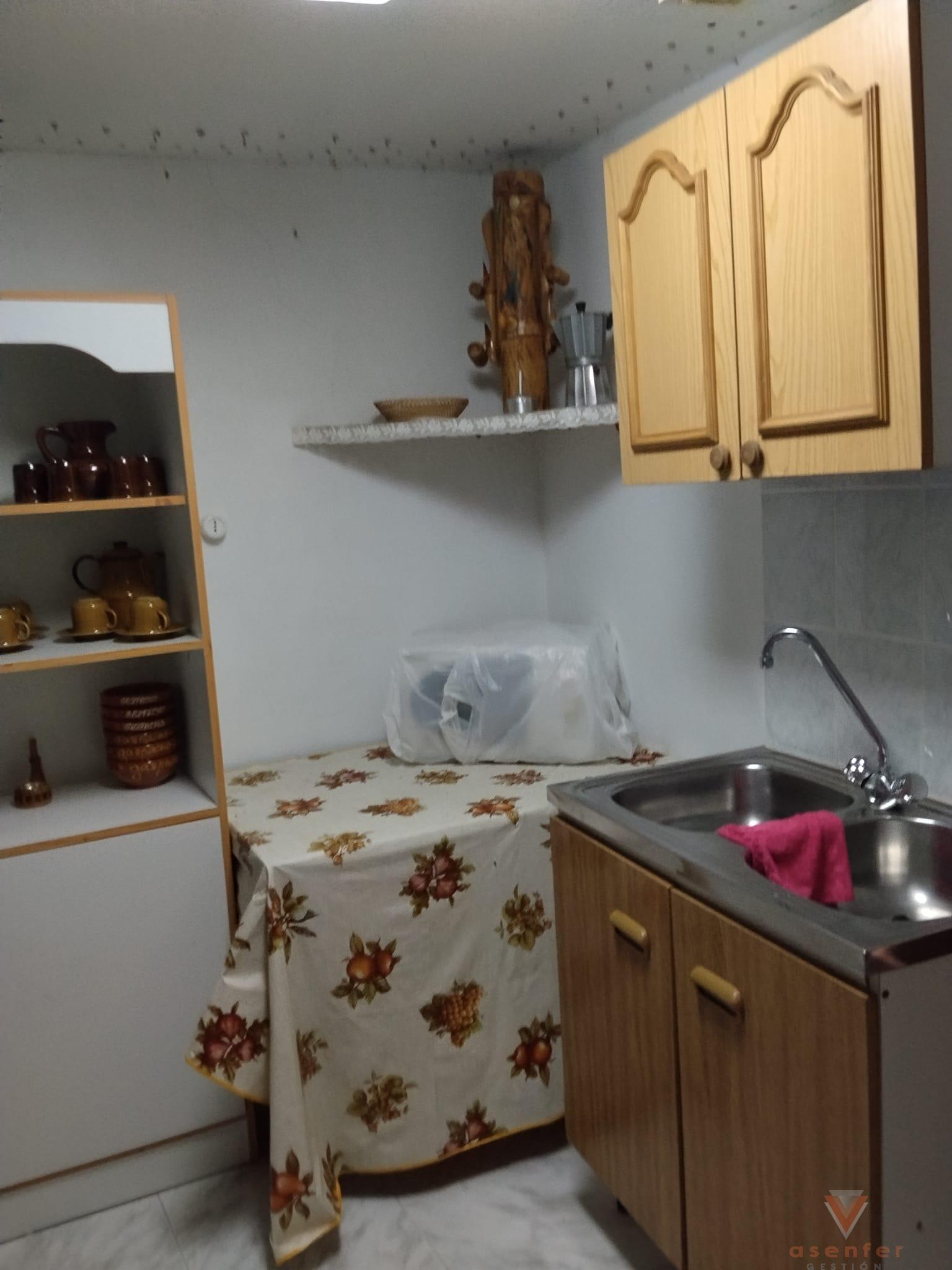 Venta de casa en San Martín de Trevejo