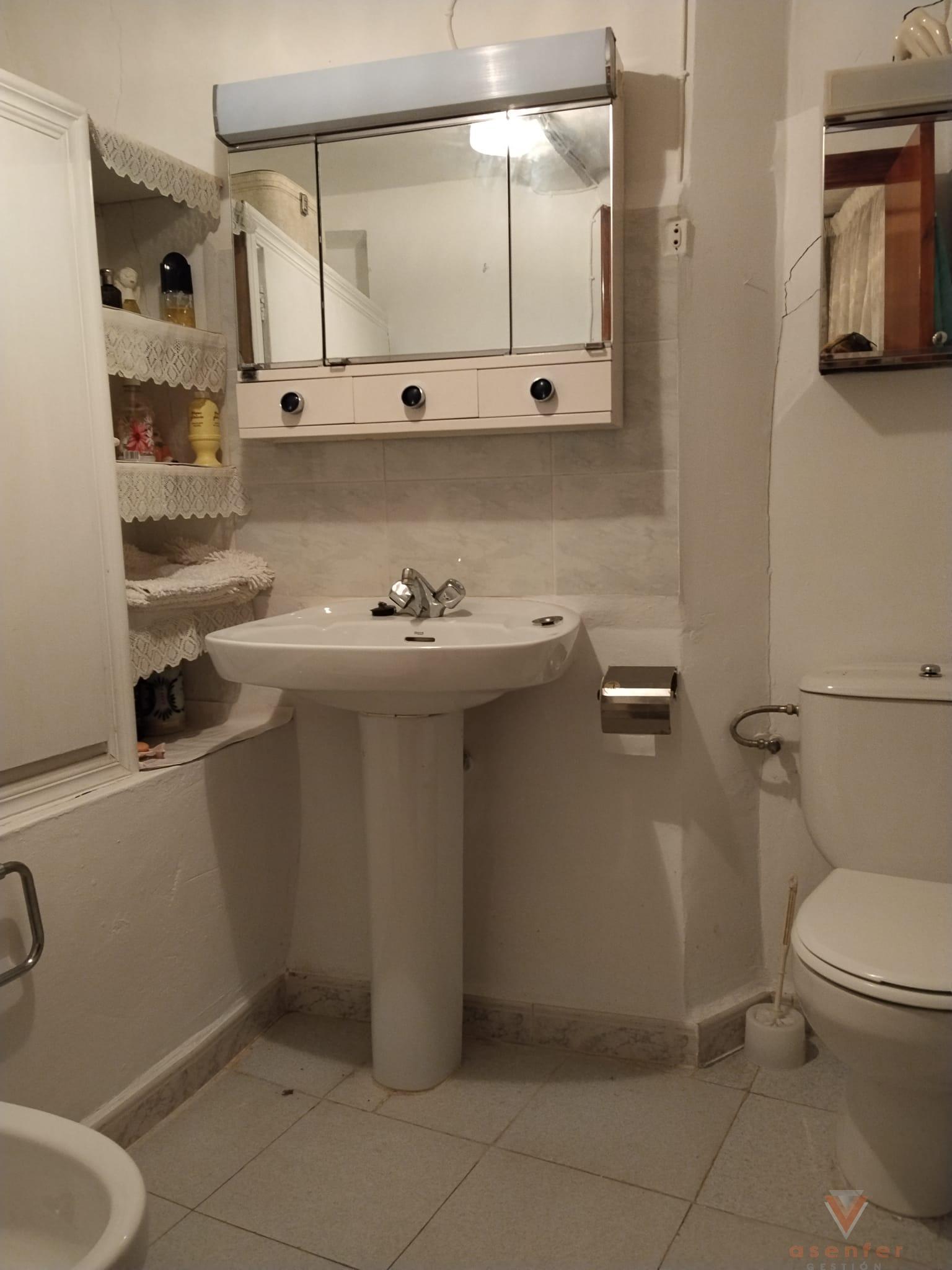 Venta de casa en San Martín de Trevejo