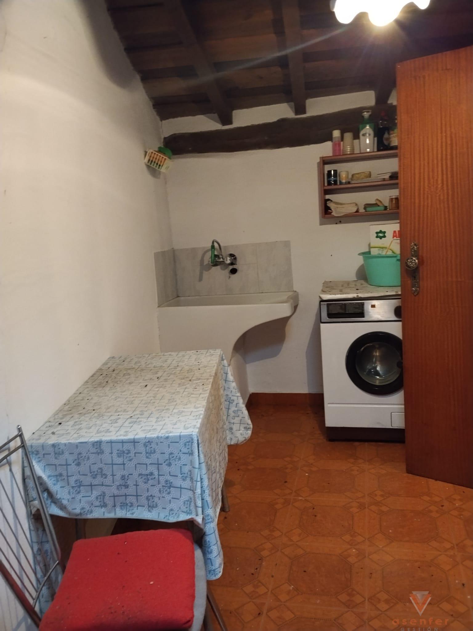 Venta de casa en San Martín de Trevejo