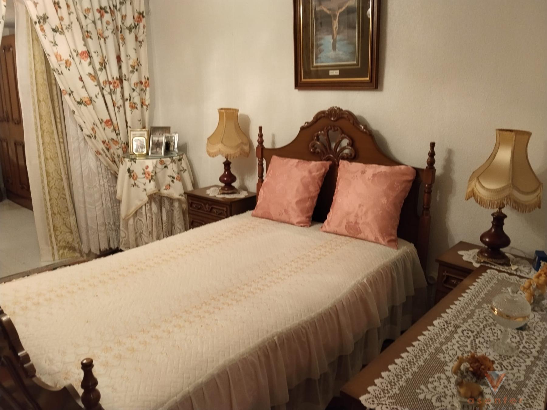 Venta de casa en San Martín de Trevejo