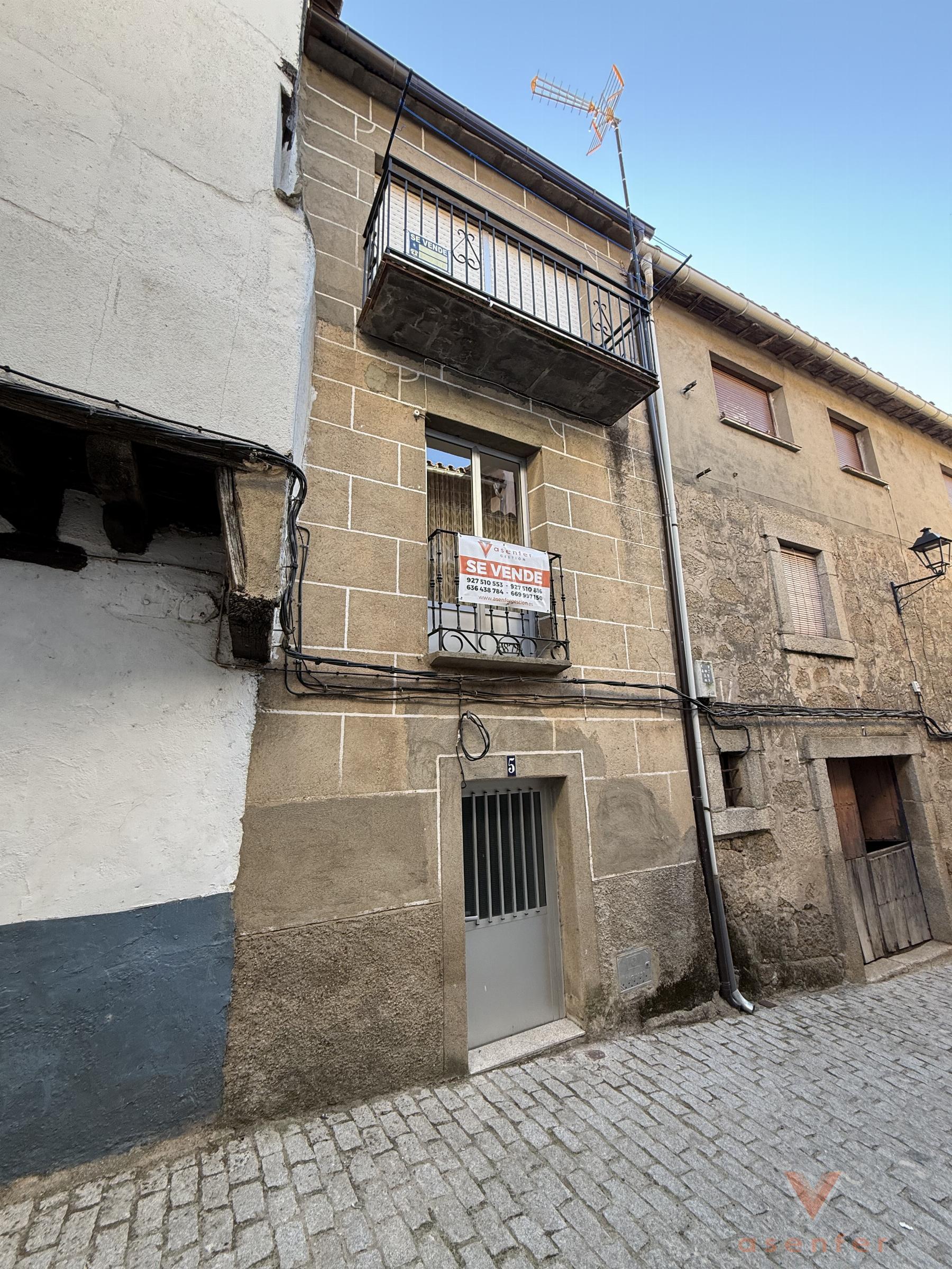 Venta de casa en San Martín de Trevejo