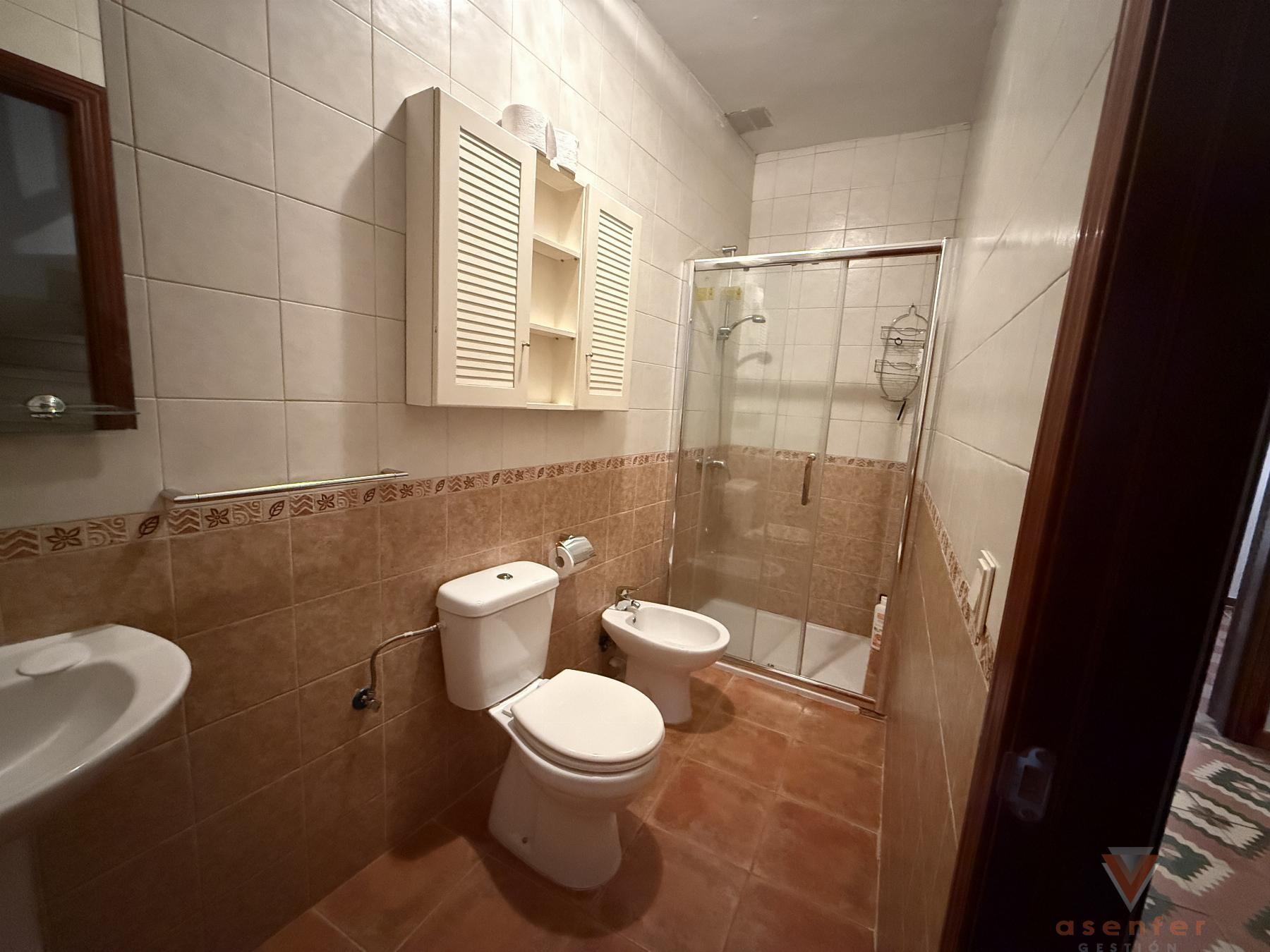 Venta de casa en San Martín de Trevejo