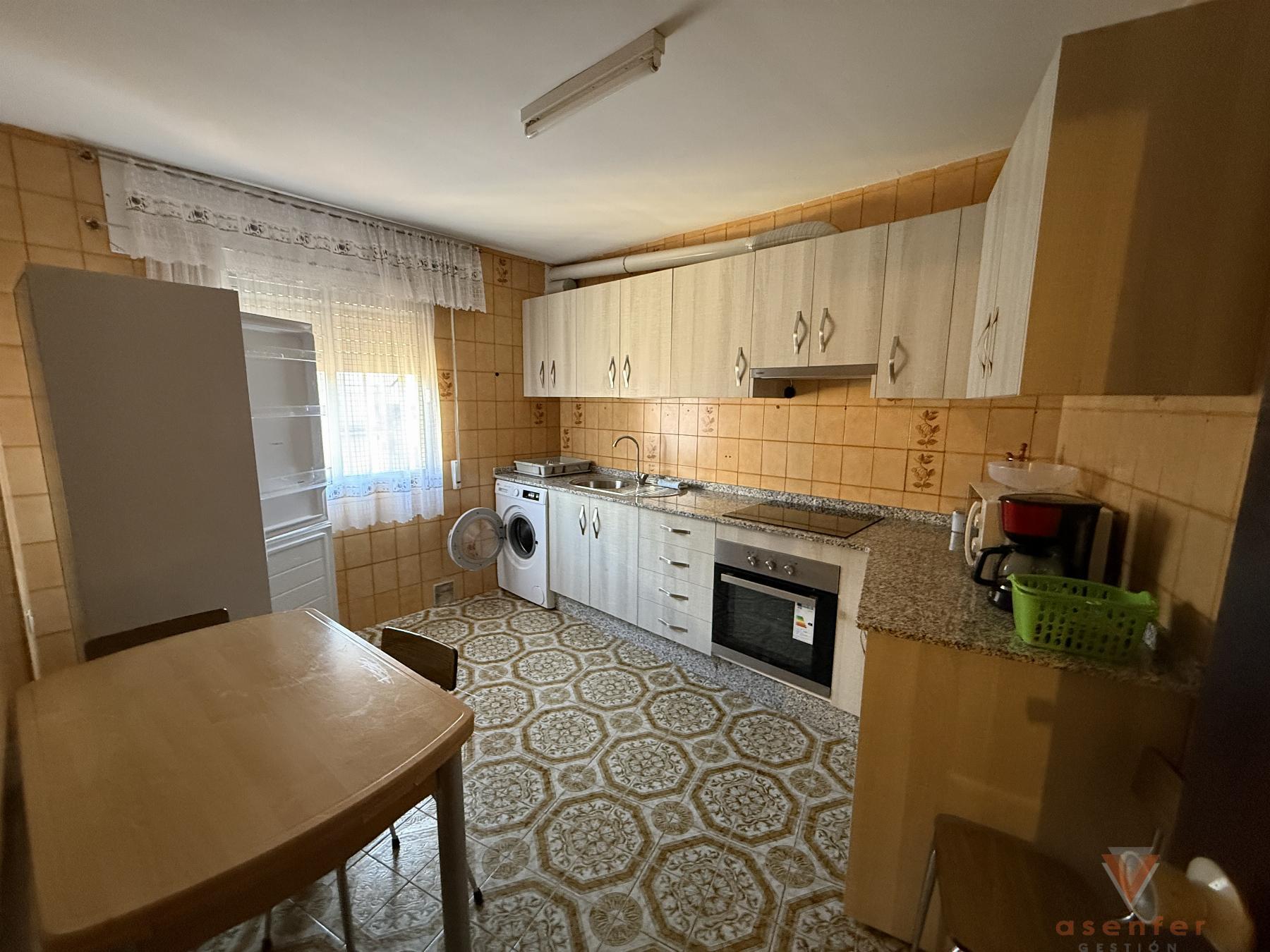 Venta de casa en San Martín de Trevejo