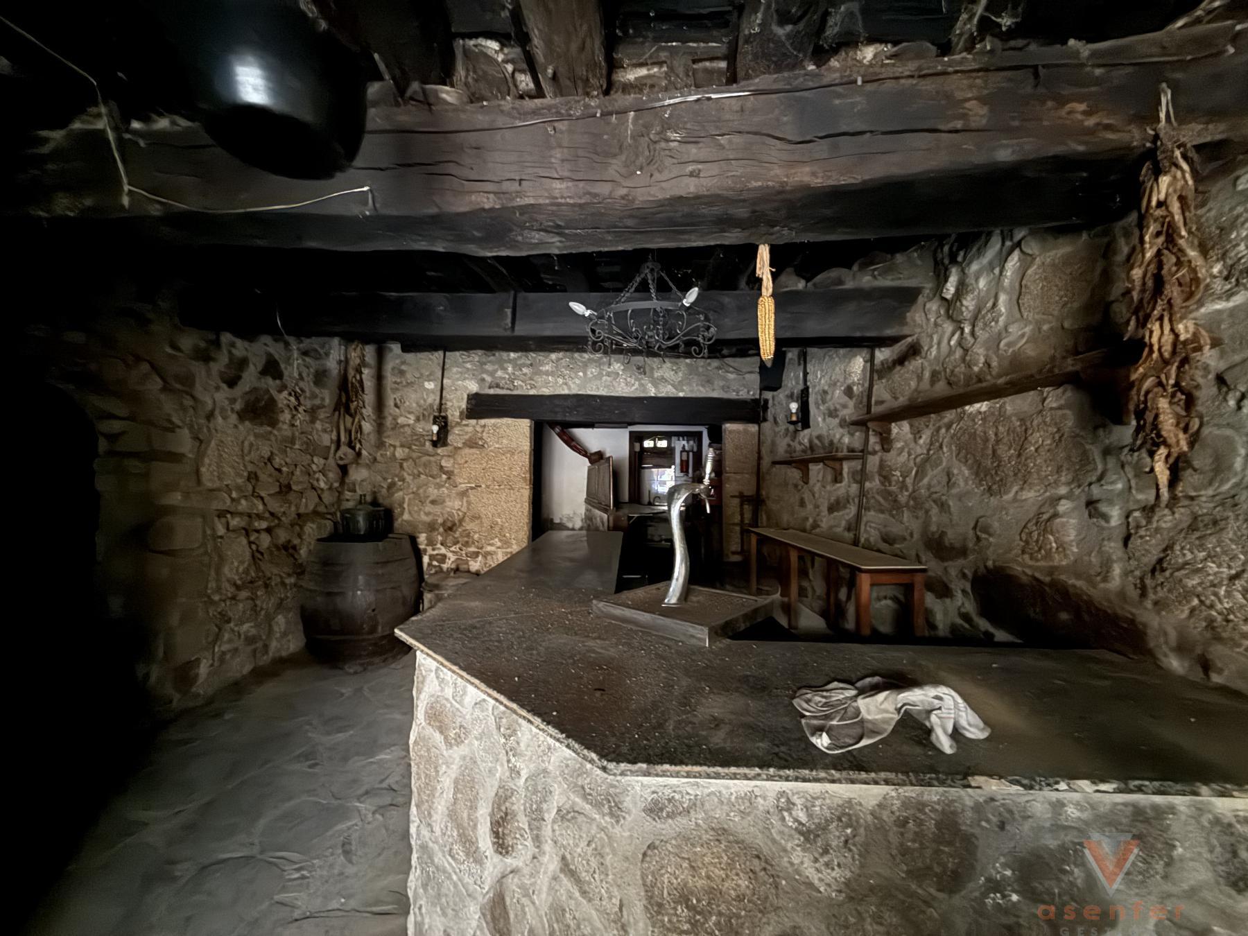 Venta de casa en San Martín de Trevejo