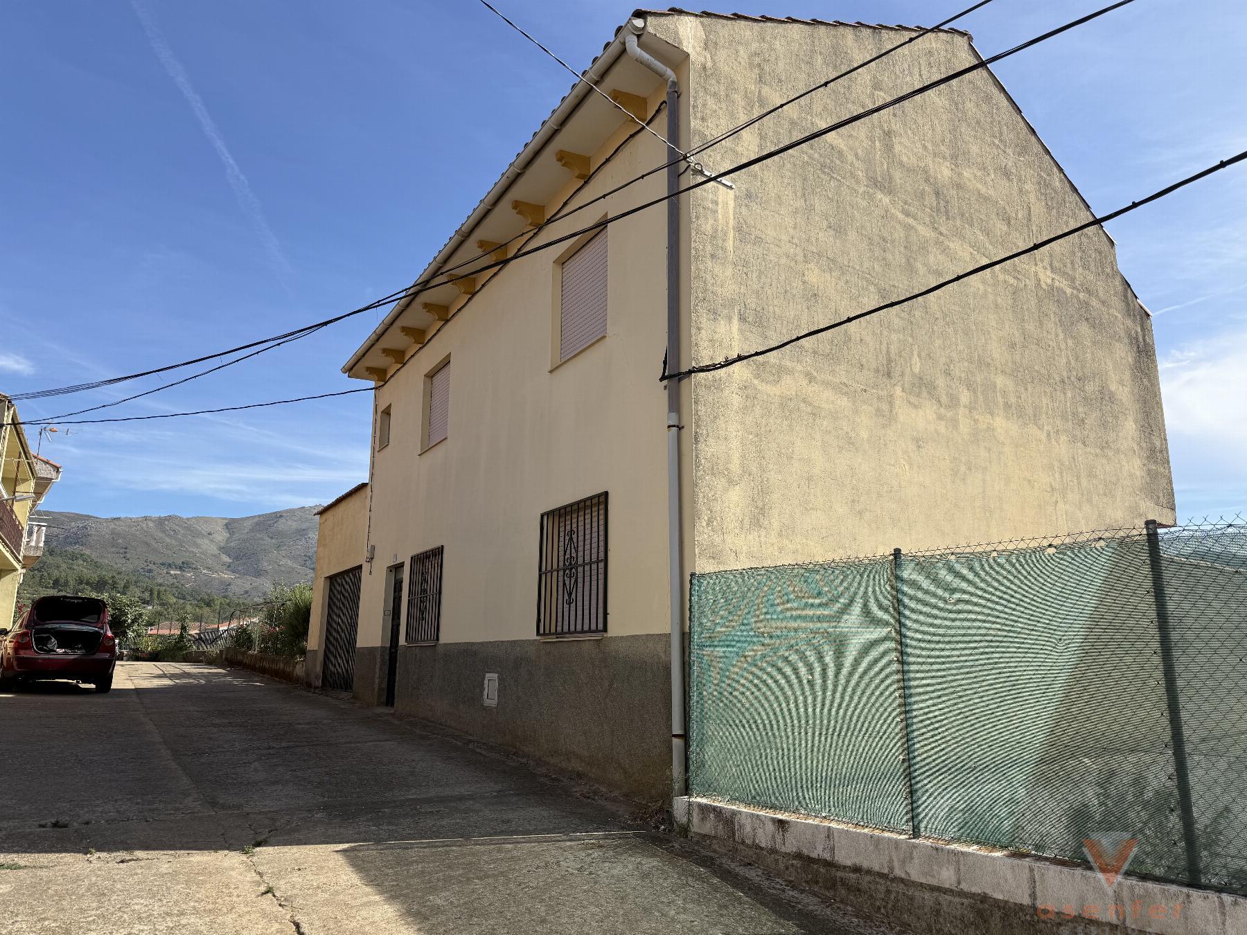 Venta de casa en Valverde del Fresno
