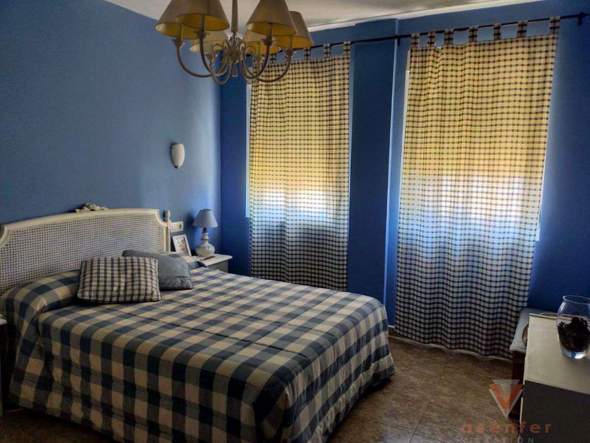 For sale of house in Valverde del Fresno