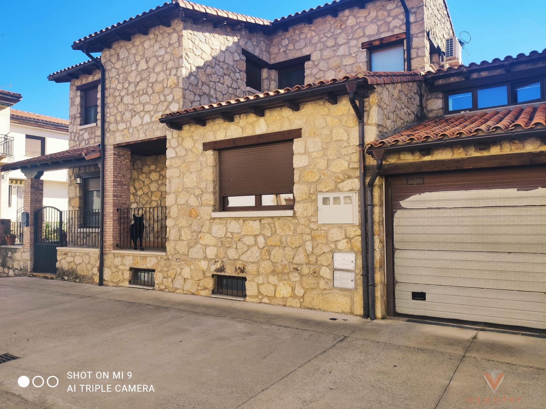 For sale of chalet in Valverde del Fresno
