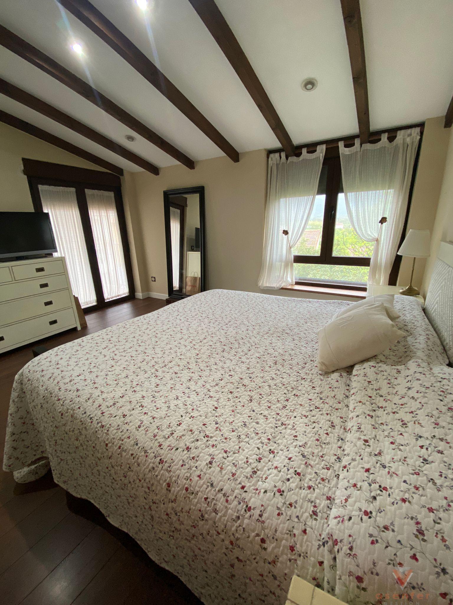 For sale of chalet in Valverde del Fresno