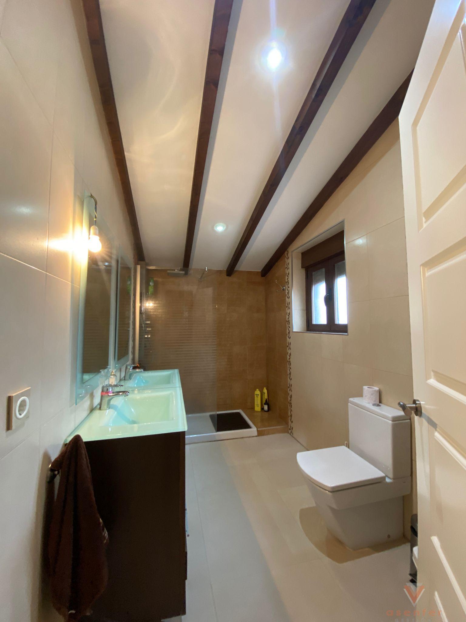 For sale of chalet in Valverde del Fresno
