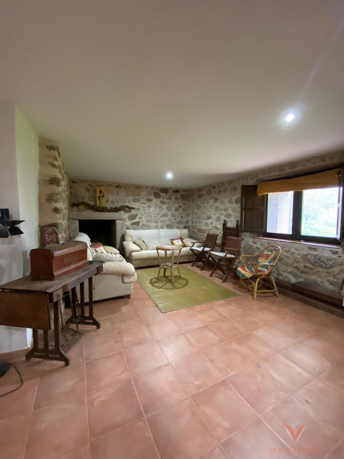 For sale of chalet in Valverde del Fresno