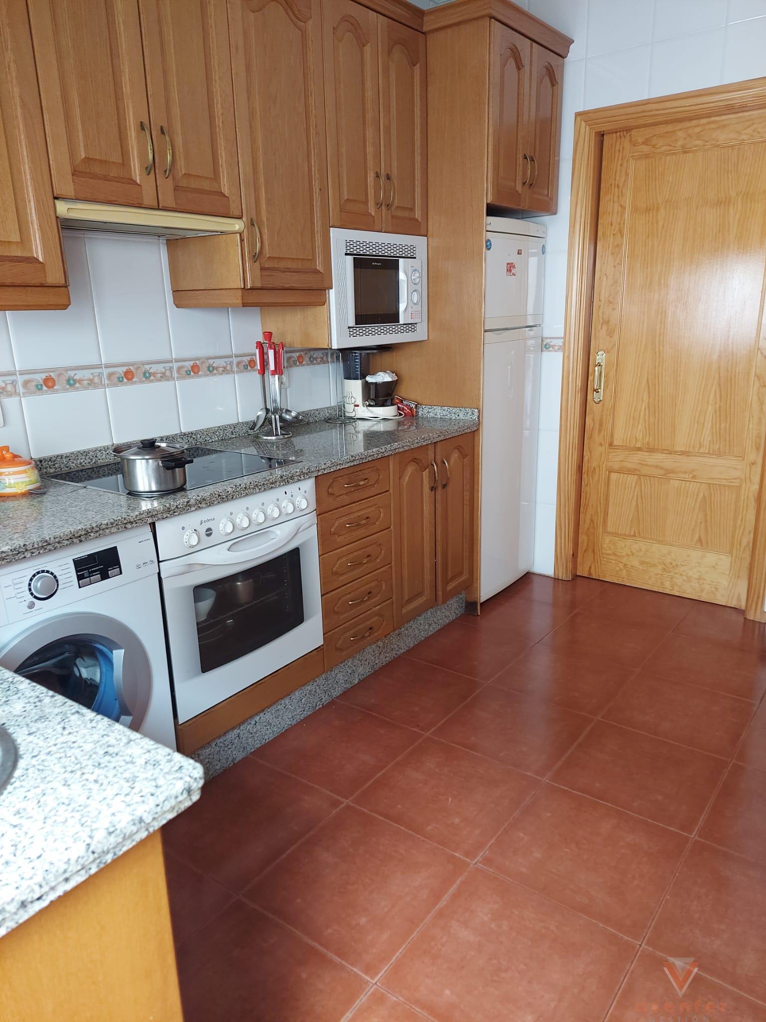 For sale of house in Valverde del Fresno