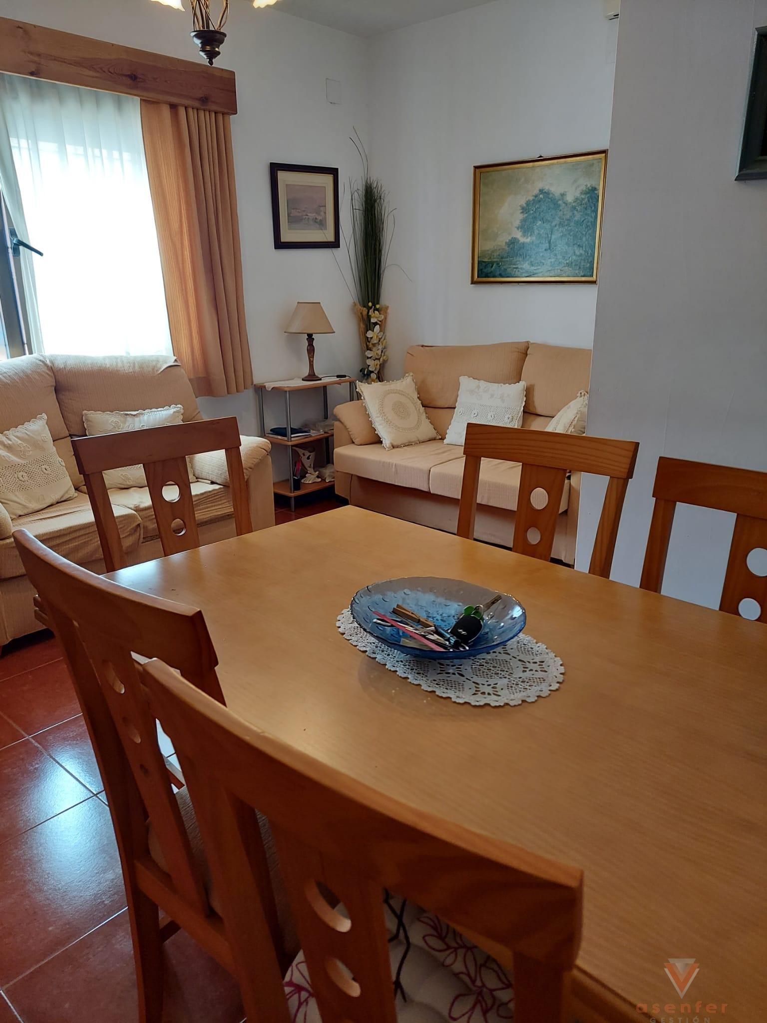 For sale of house in Valverde del Fresno