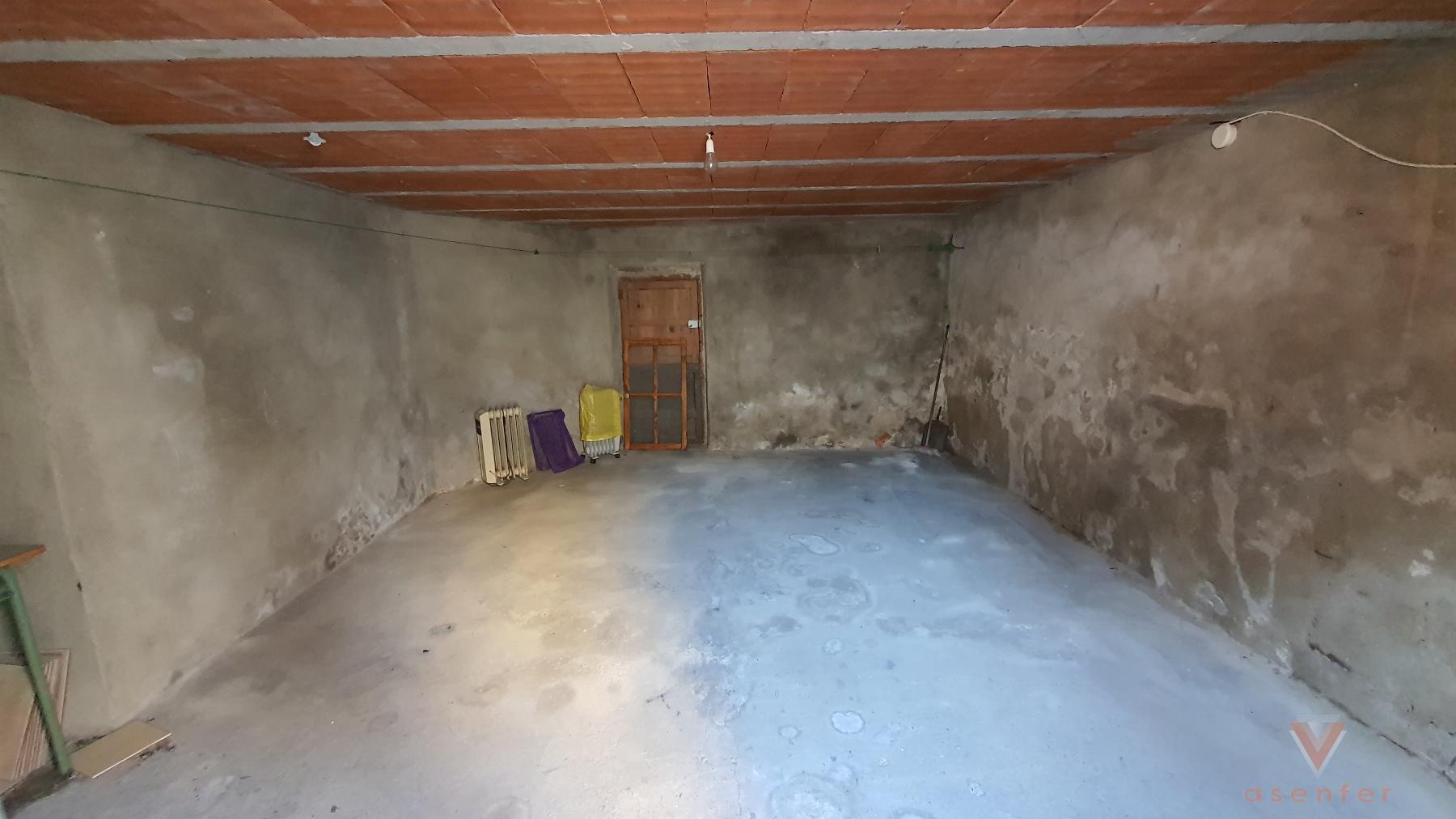For sale of apartment in Valverde del Fresno
