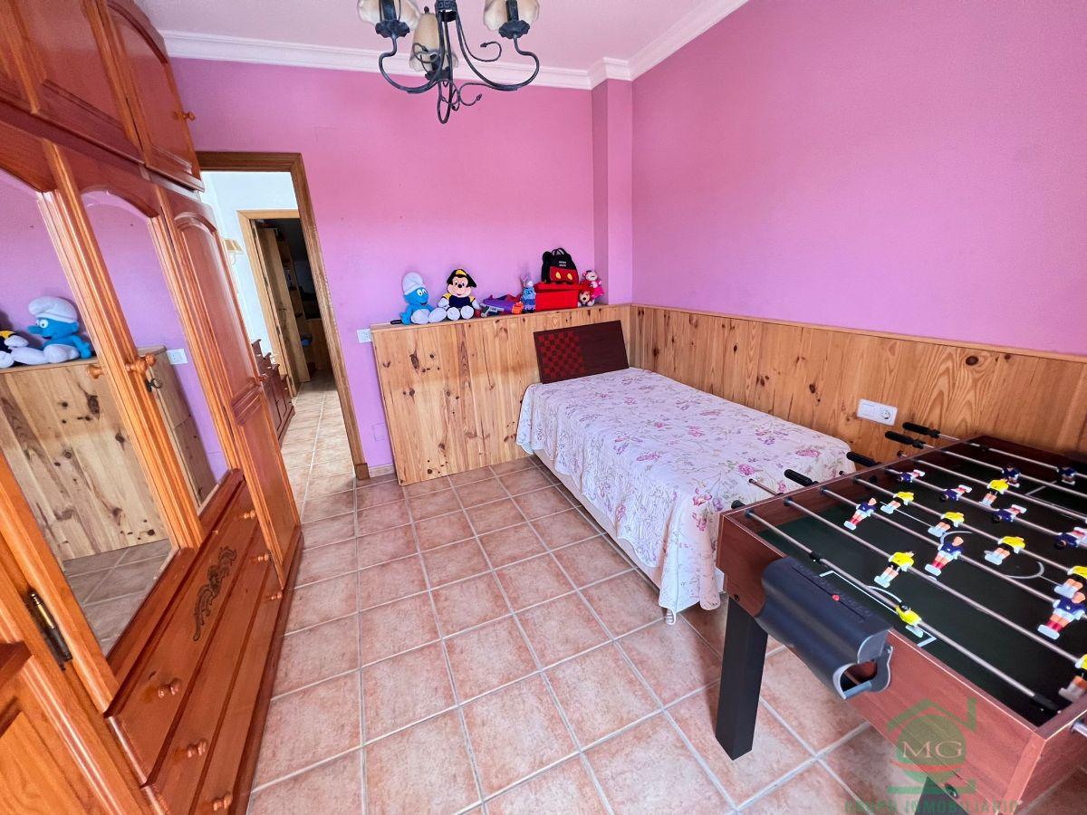 For sale of house in San Roque