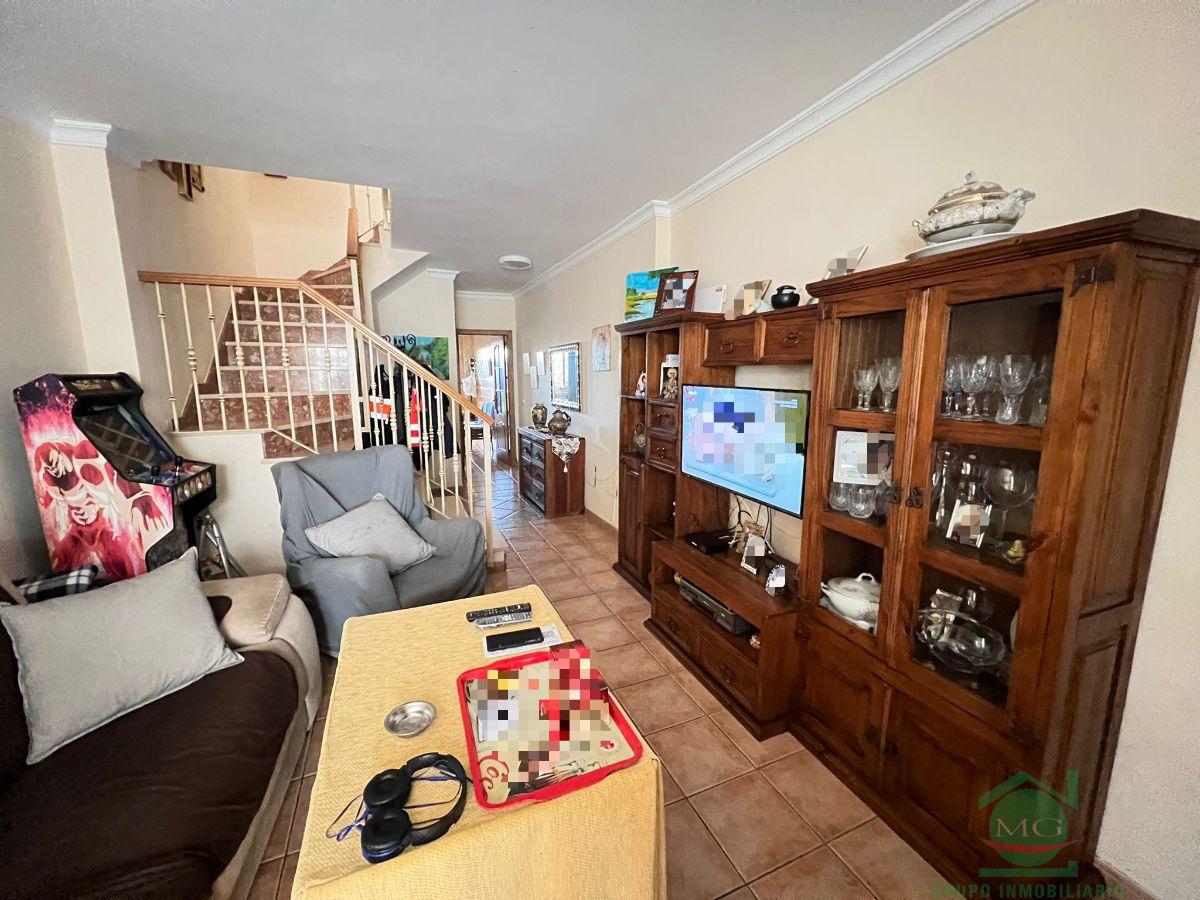 For sale of house in San Roque
