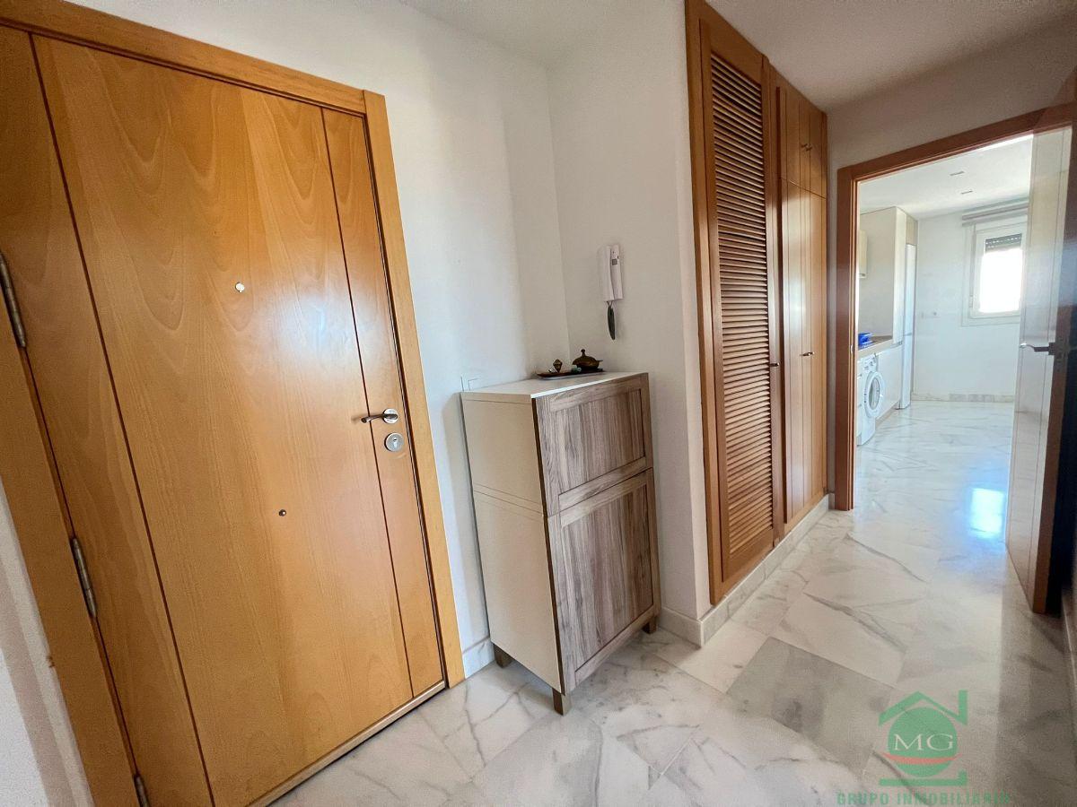 For sale of flat in San Roque
