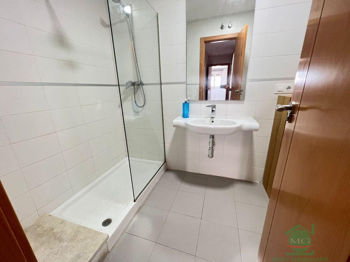 For sale of flat in San Roque