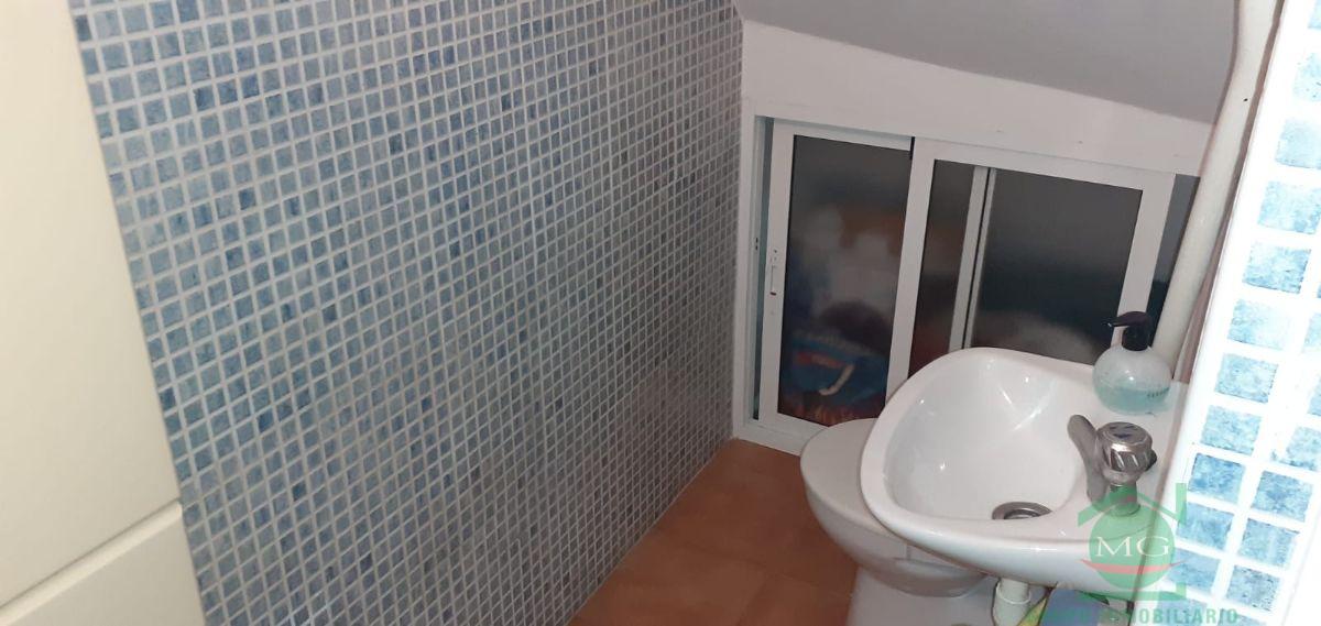 For sale of house in San Roque