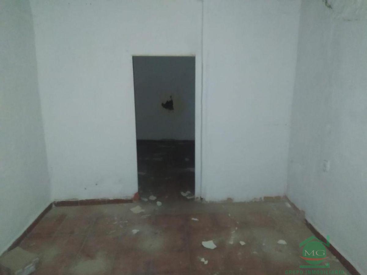 For sale of flat in Los Barrios