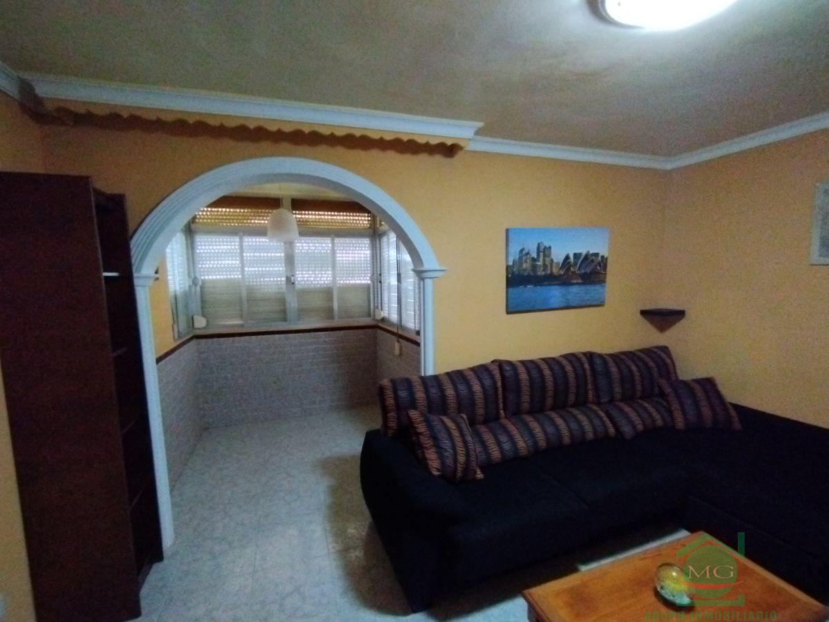 For sale of flat in Puente Mayorga