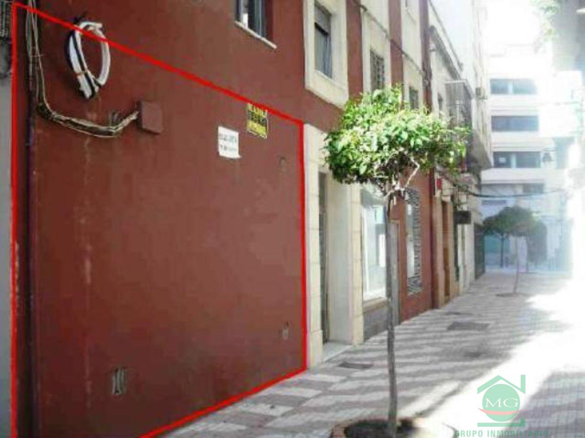 For sale of commercial in Algeciras