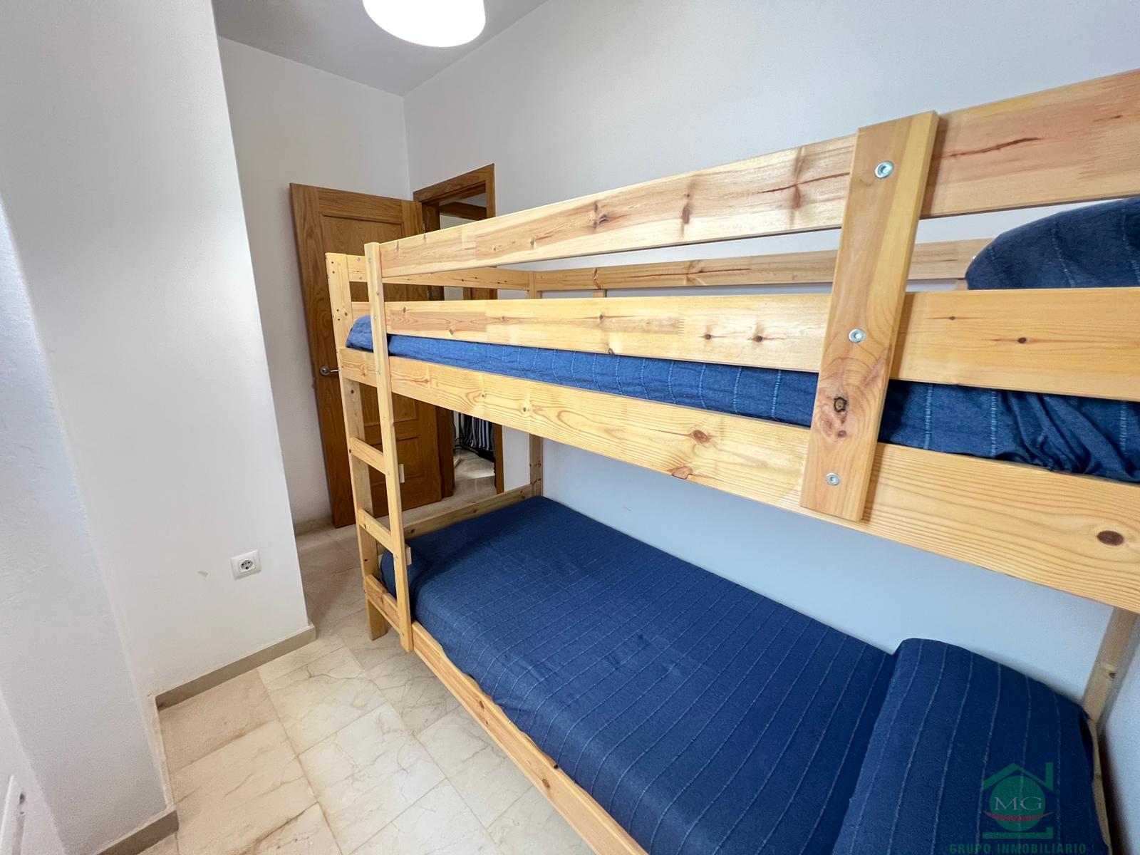 For sale of apartment in Jimena de la Frontera