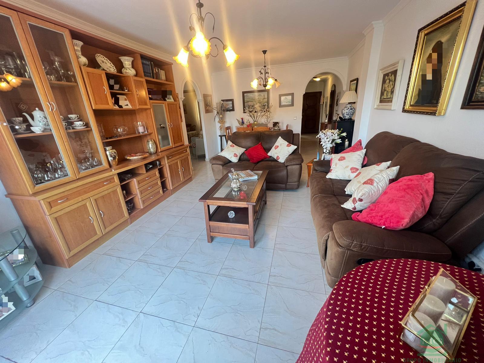For sale of flat in San Roque