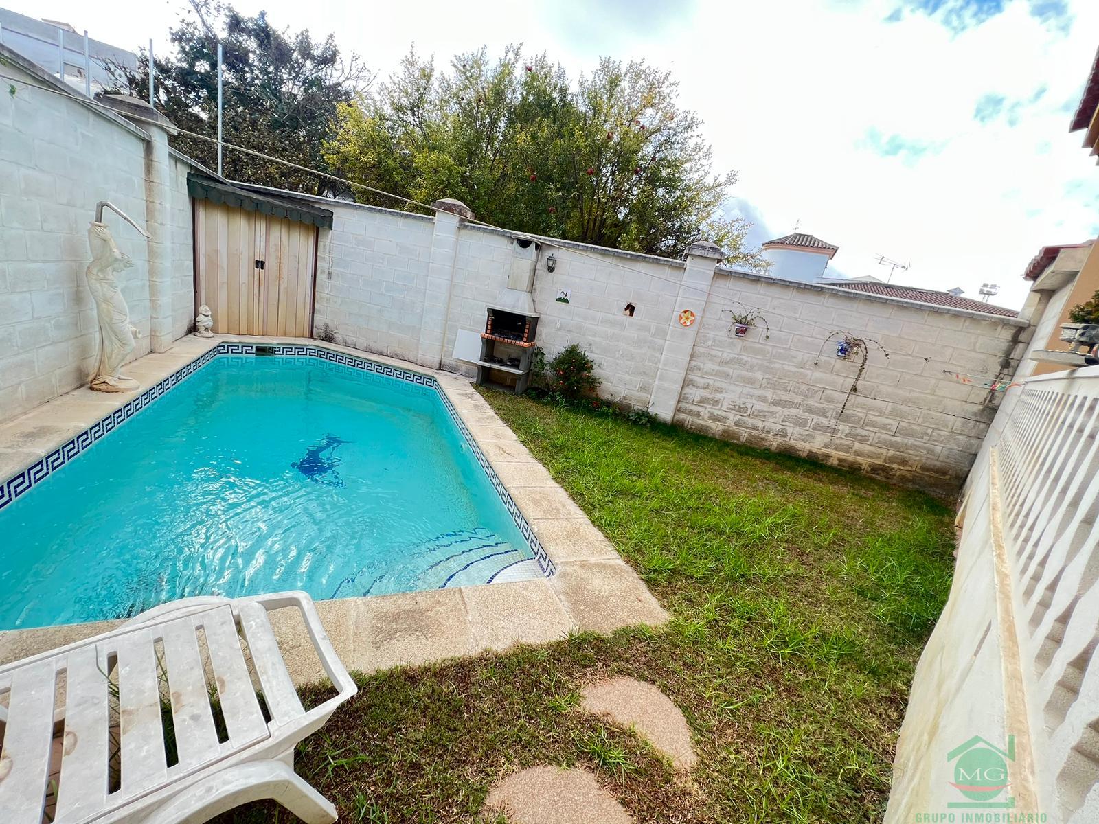 For sale of house in San Roque