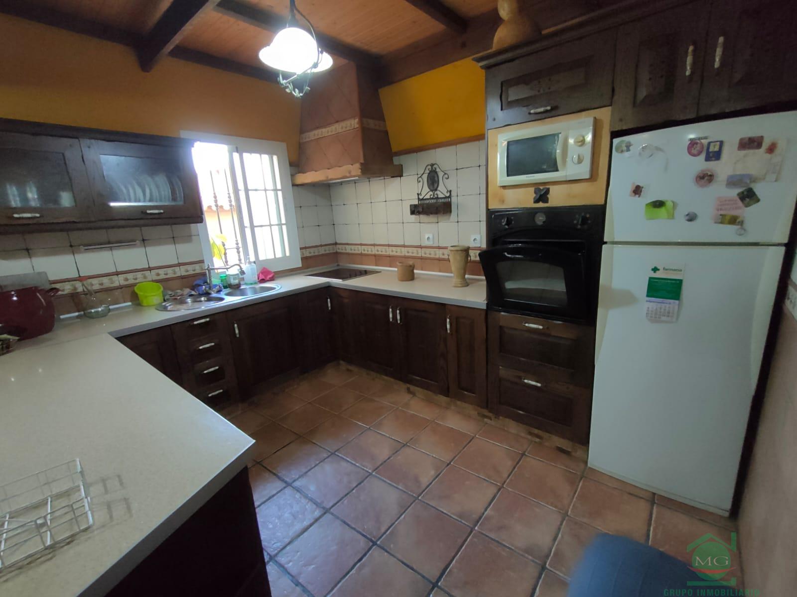 For sale of house in Los Barrios