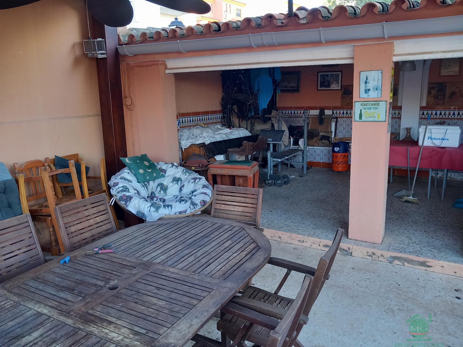 For sale of chalet in La Linea de la Concepcion
