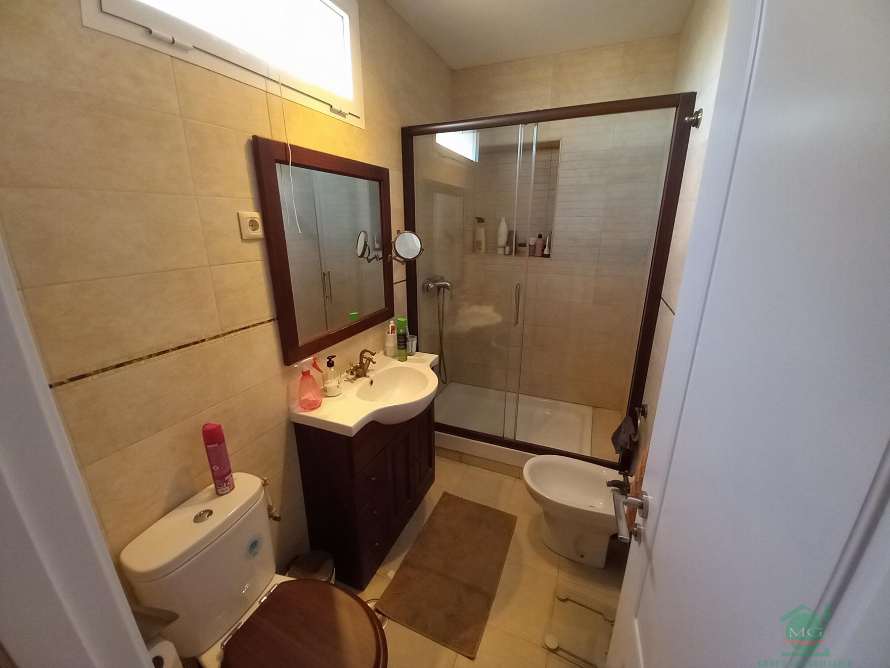 For sale of chalet in La Linea de la Concepcion