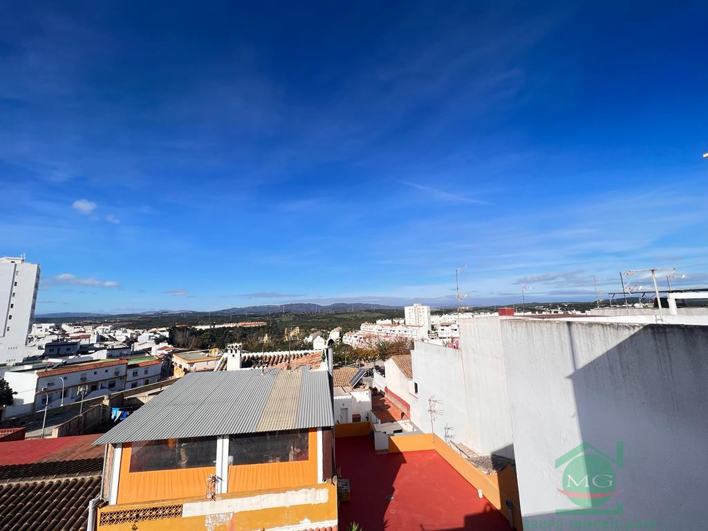 For sale of house in San Roque