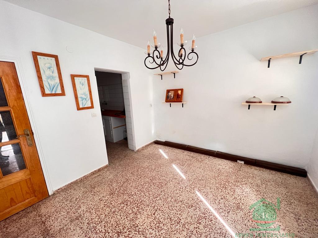For sale of house in San Roque