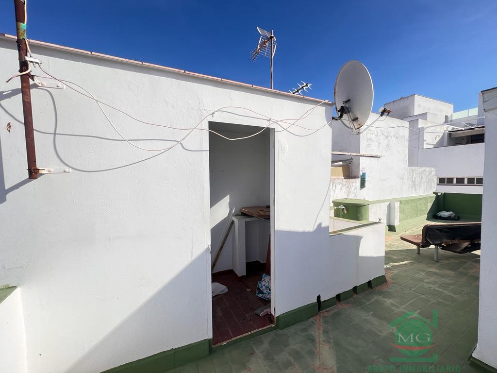 For sale of house in San Roque
