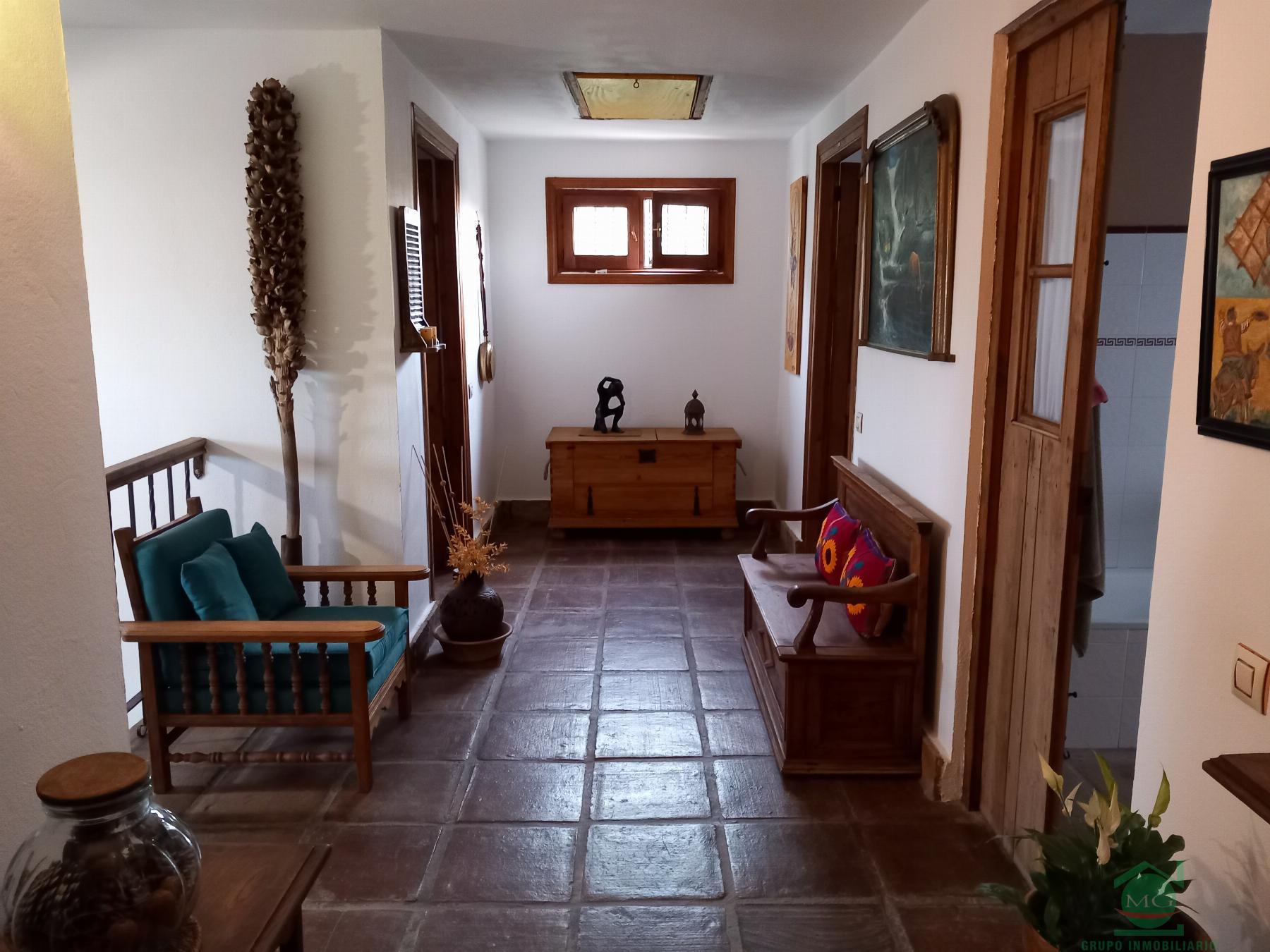 For sale of chalet in La Linea de la Concepcion