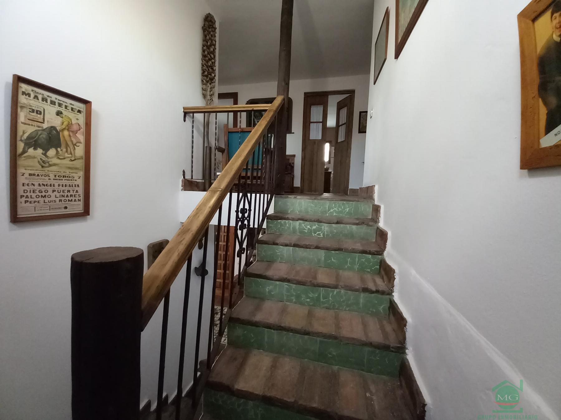 For sale of chalet in La Linea de la Concepcion