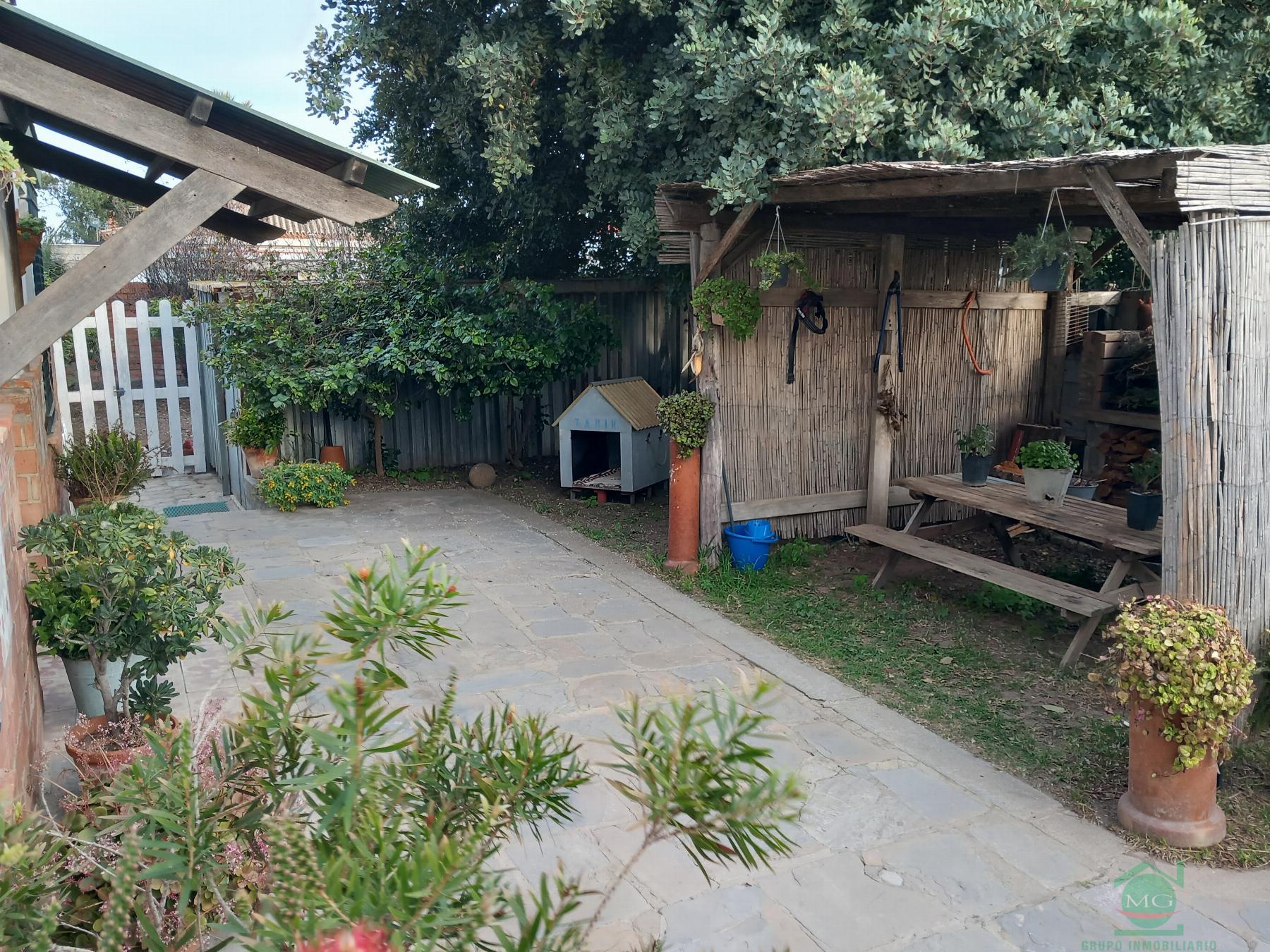 For sale of chalet in La Linea de la Concepcion