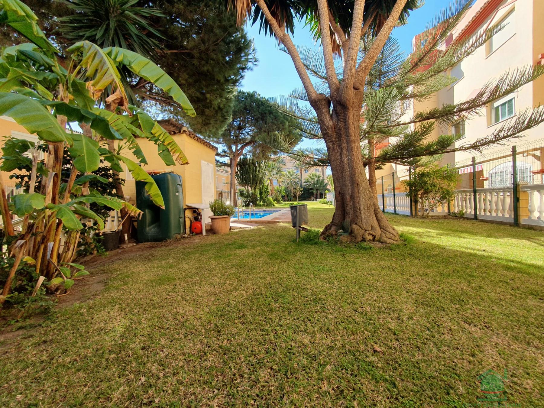For sale of flat in San Luis de Sabinillas