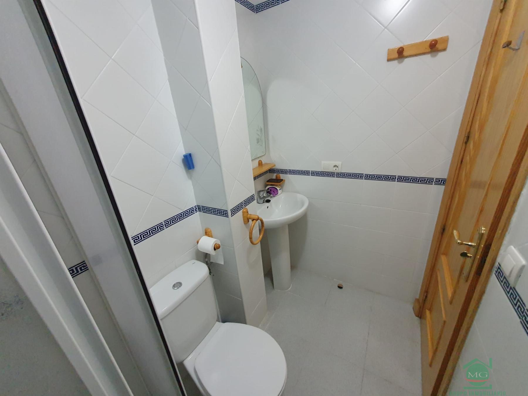 For sale of flat in San Luis de Sabinillas